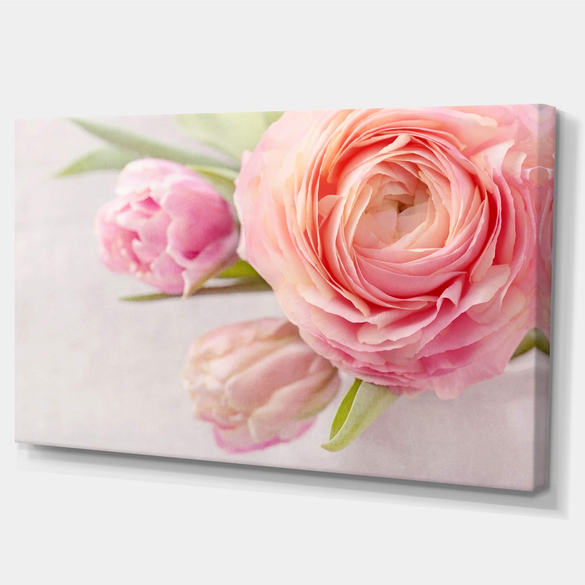 Designart - Full Bloom and Blooming Flowers