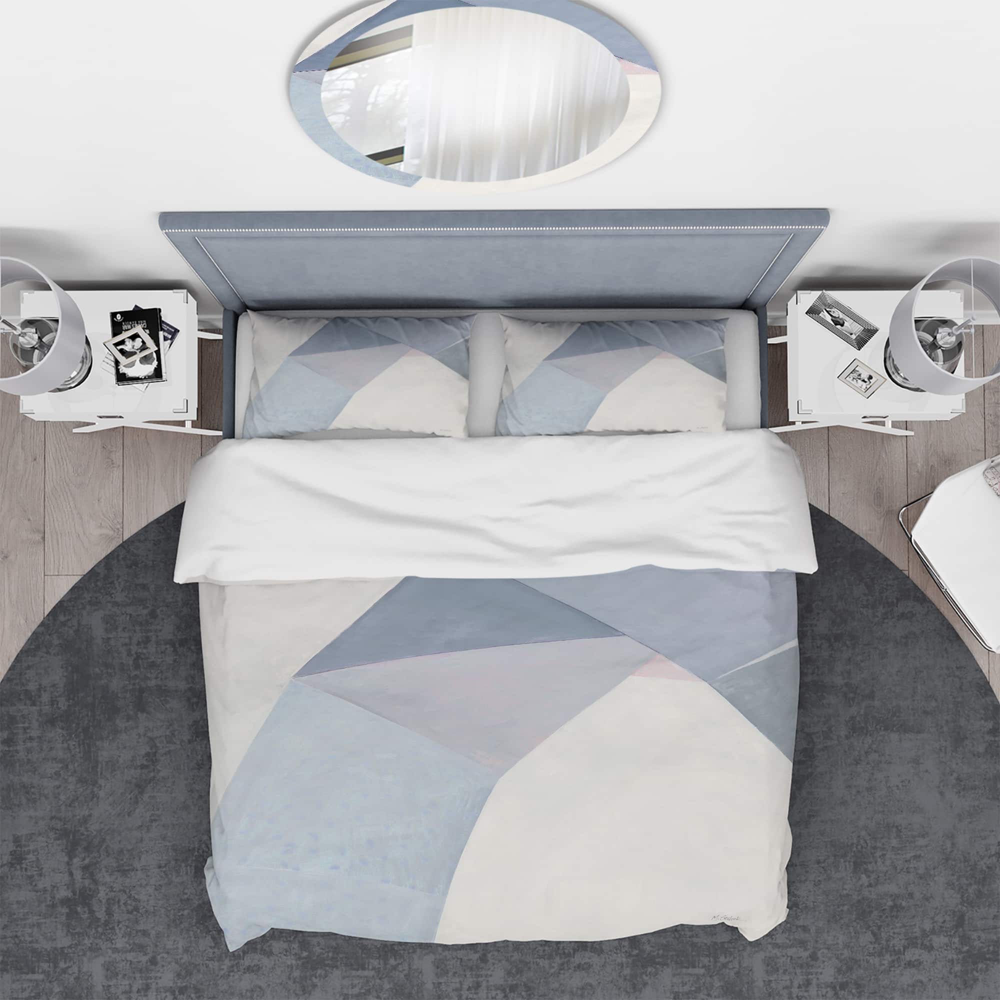 Designart 'Purple Geometric Bridge II' Geometric Bedding Set - Duvet Cover & Shams