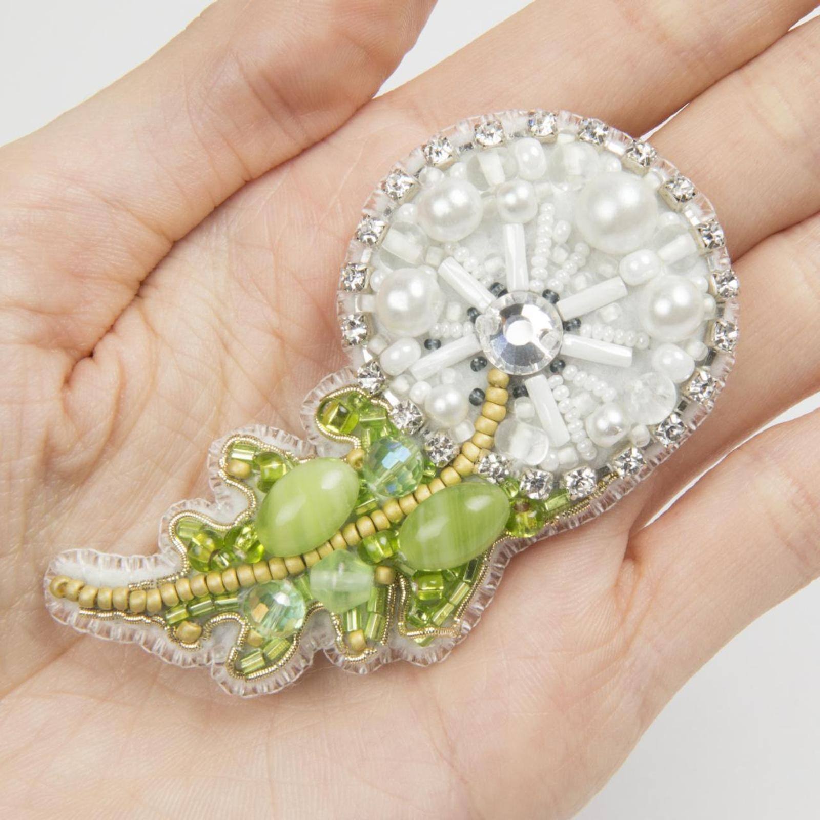 Crystal Art Beadwork Dandelion Brooch Kit