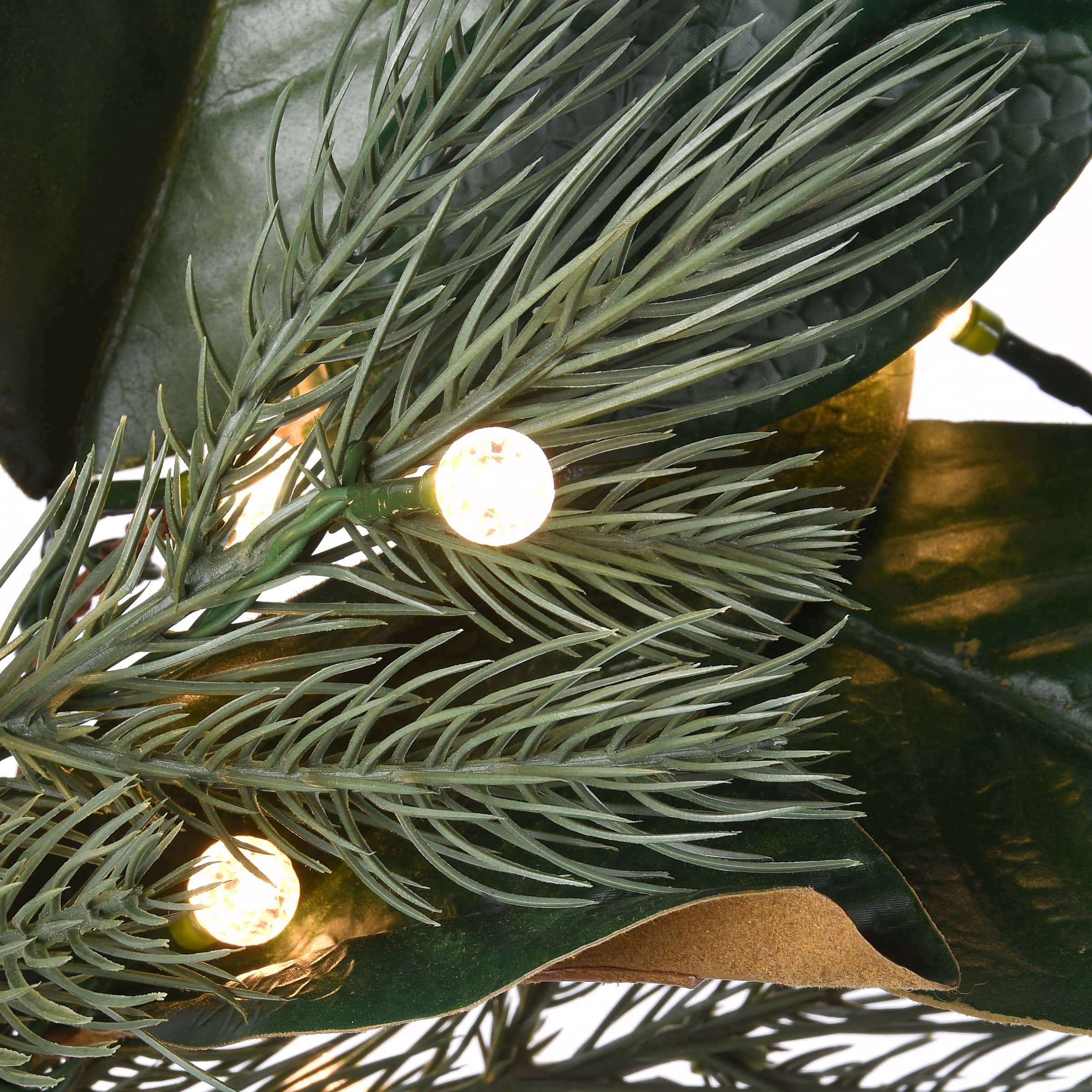 24" Warm White LED Magnolia Mix Pine Wreath