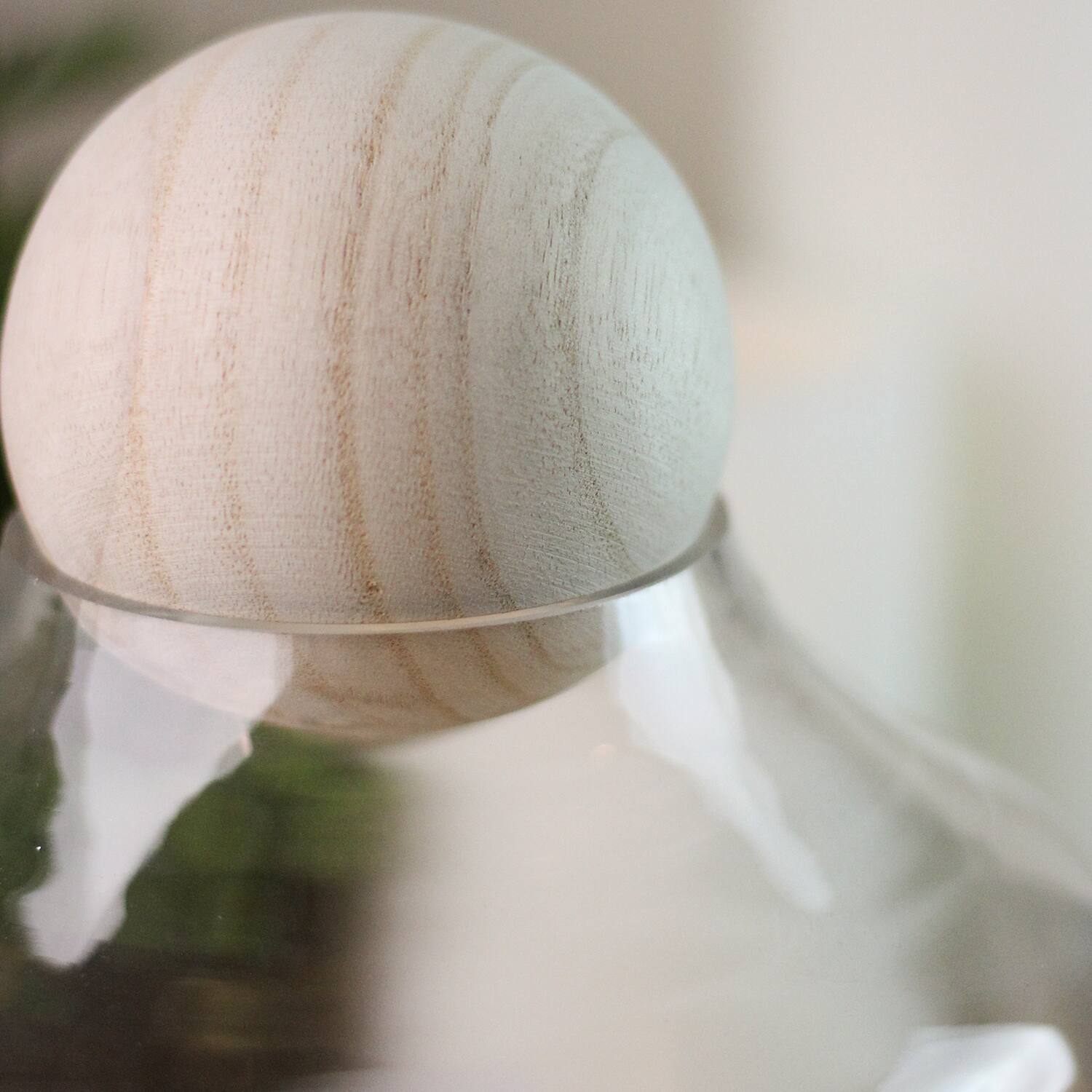 7" Transparent Glass Hurricane with Decorative Wooden Lid