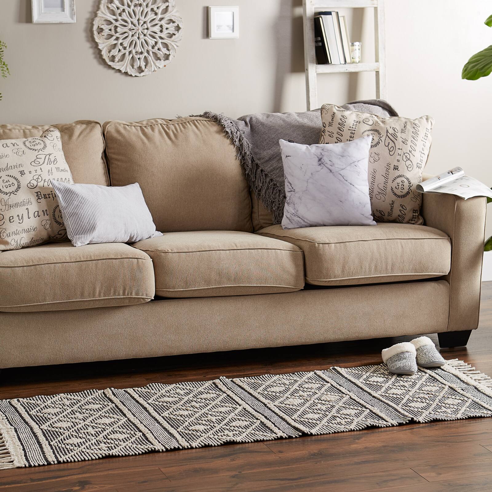 DII® Diamond Textured Hand-Loomed Runner