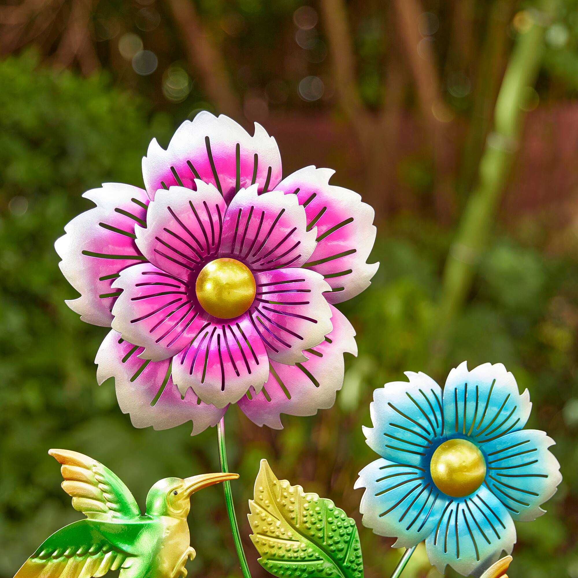 Glitzhome® 34" Flowers & Hummingbirds Garden Stake