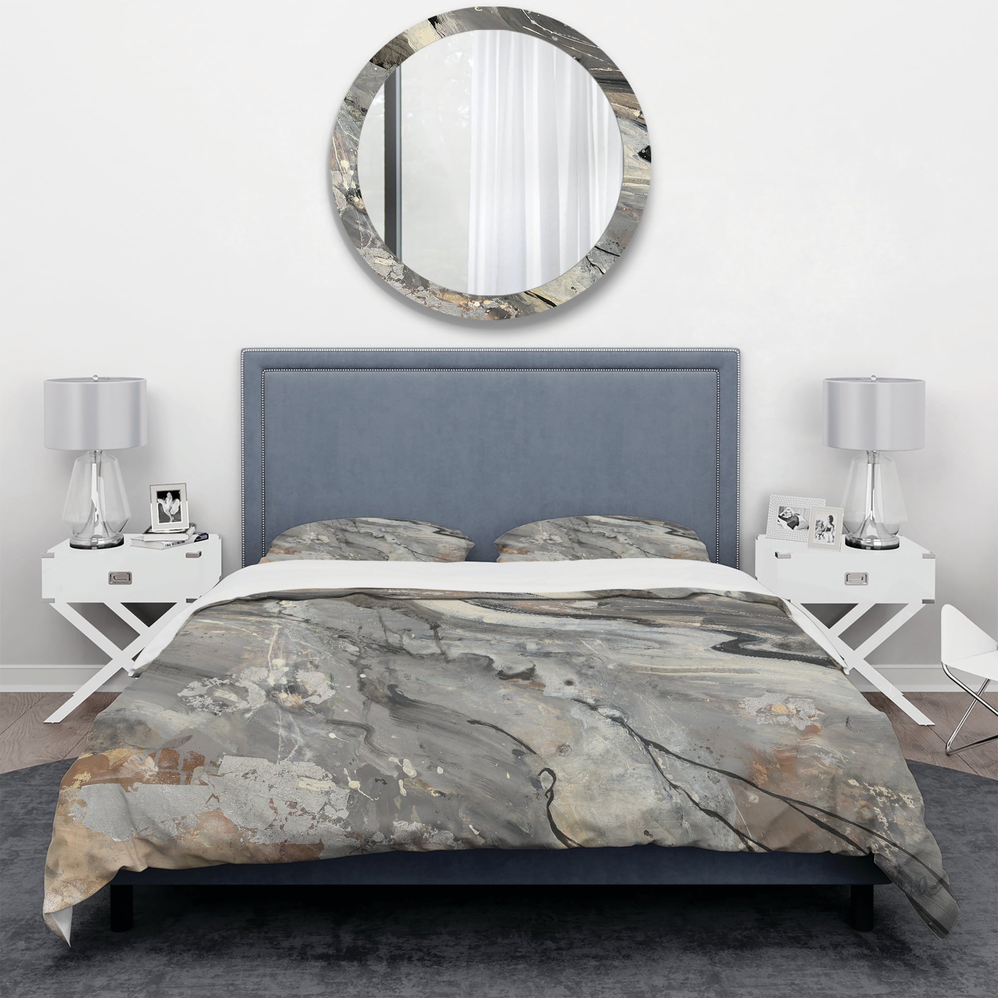 Designart 'Fire and Ice Minerals V' Geometric Bedding Set