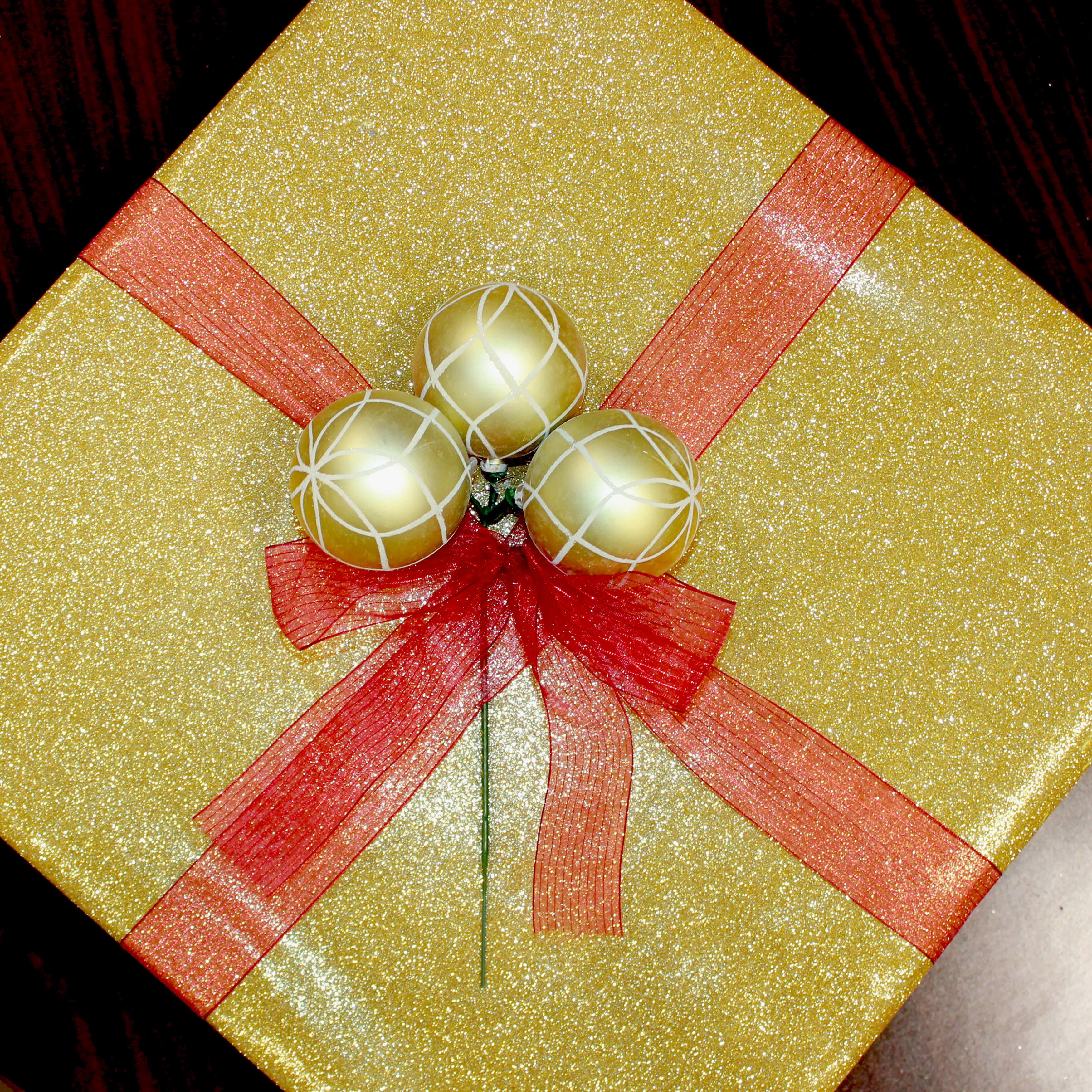 60mm Christmas Shatterproof 3 Painted Plastic Ball