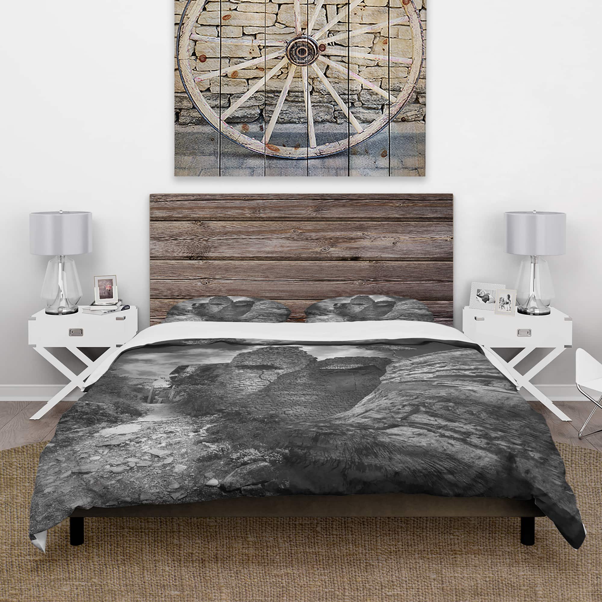 Designart 'Mast of Columbine Collage' Traditional Bedding Set