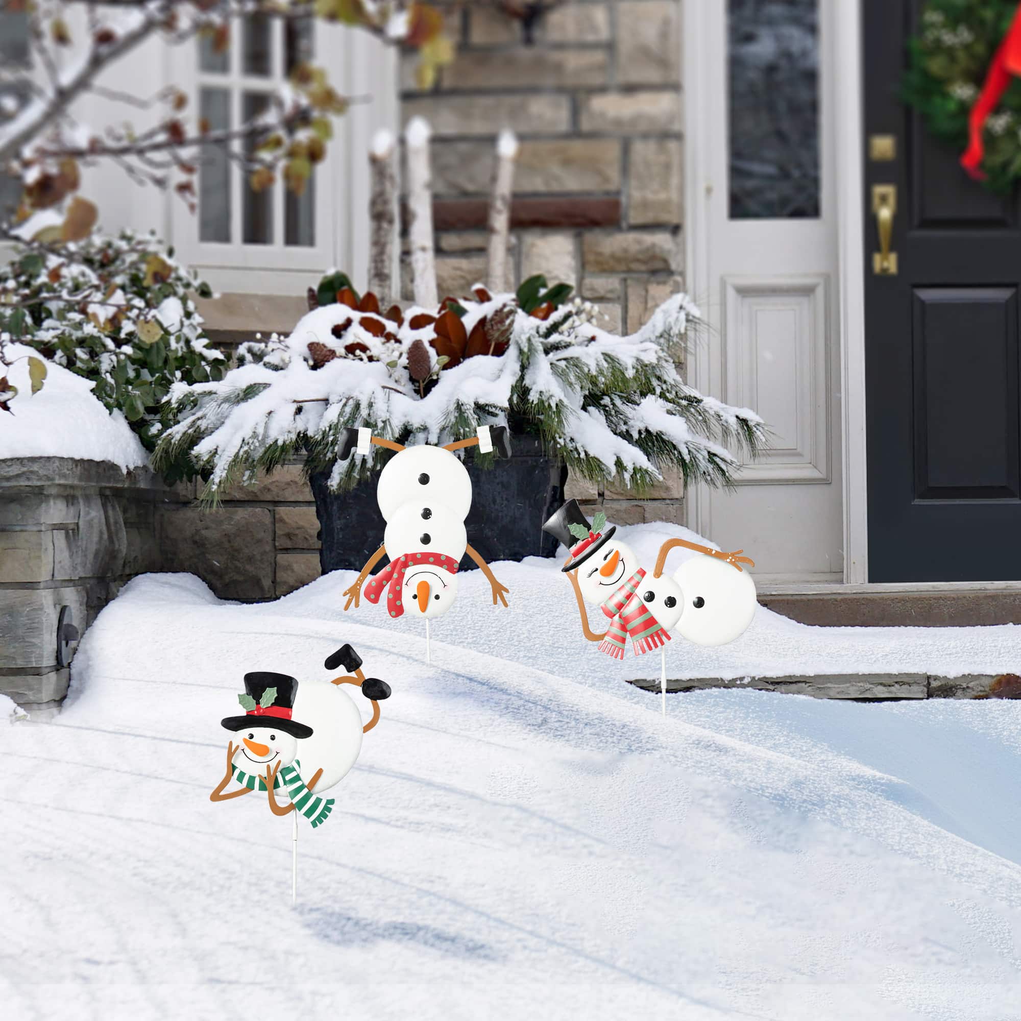 Glitzhome® 2ft. Metal Snowman Yard Stake Set
