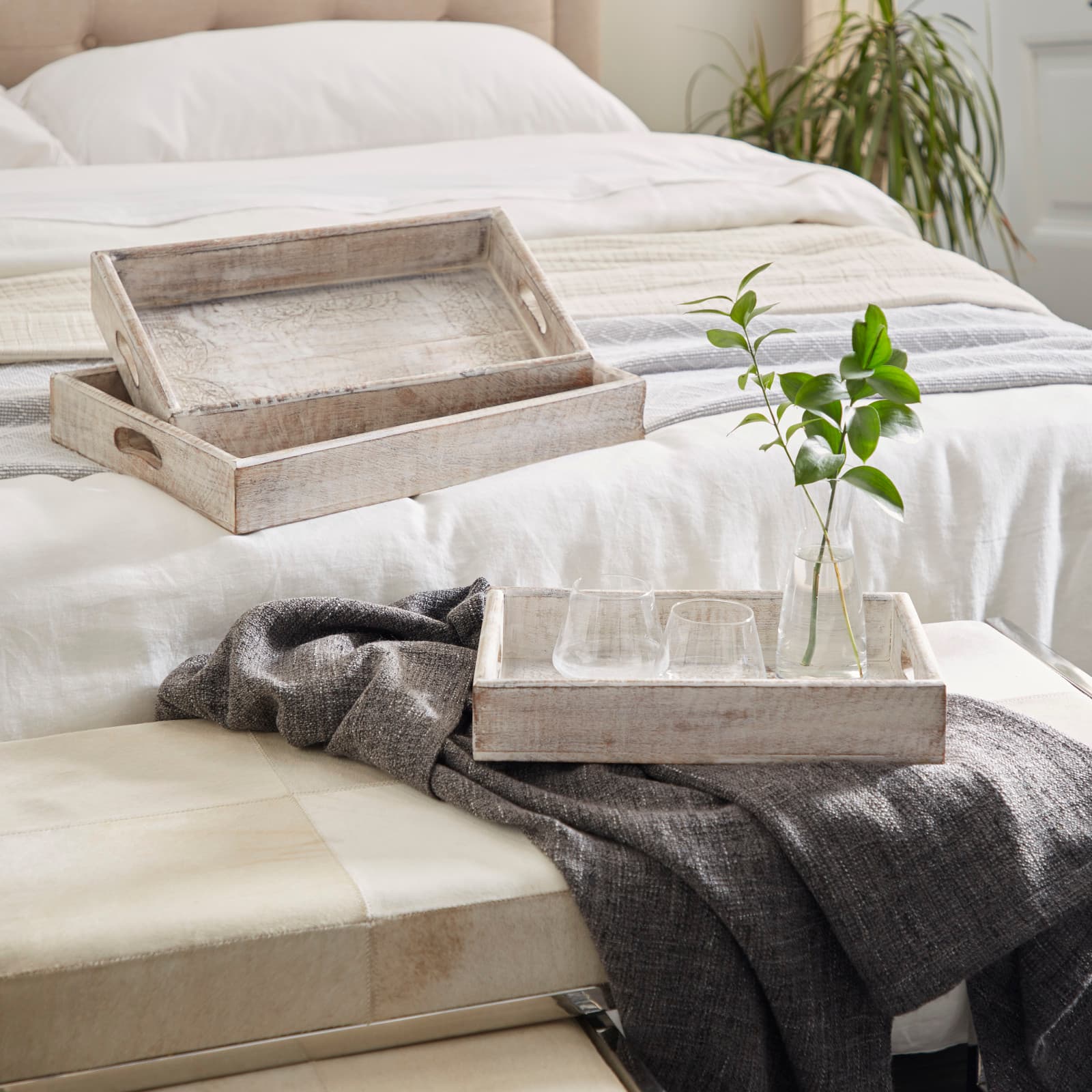 White Mango Wood Farmhouse Tray Set