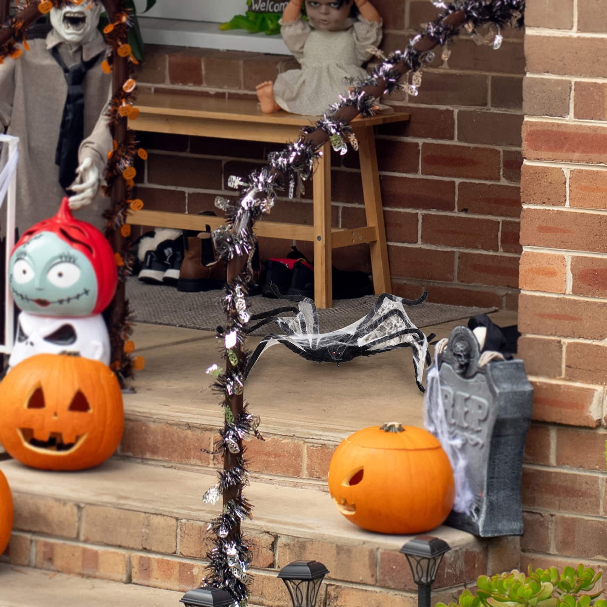 24" Animated Walking Spider with Sound Halloween Decoration