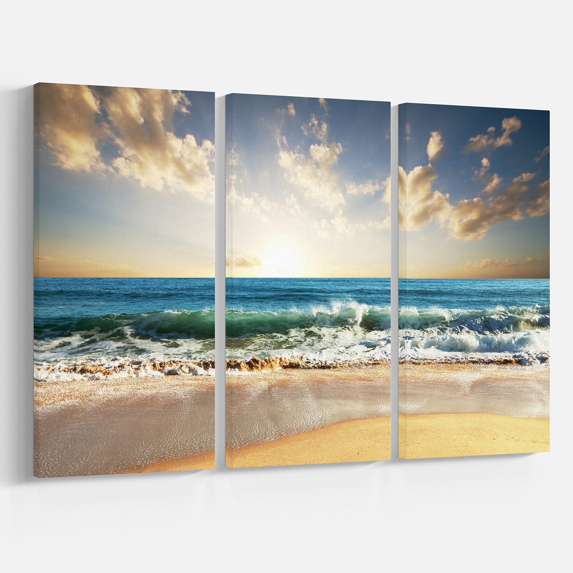 Designart - Cloudy Sky and Vibrant Blue Sea - Seascape Canvas Art Print