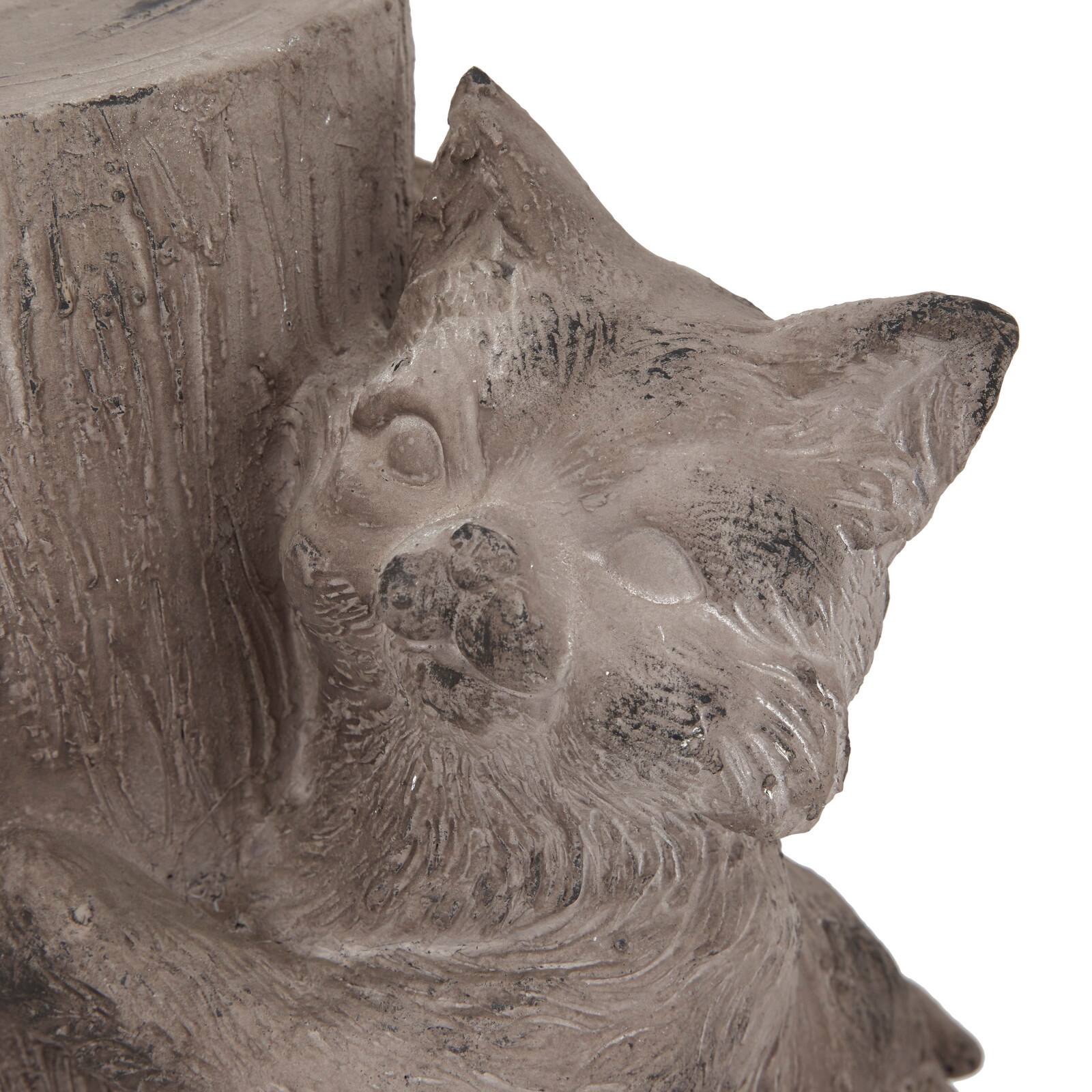 Brown MGO Modern Farmhouse Garden Sculpture, 15" x 14" x 10"