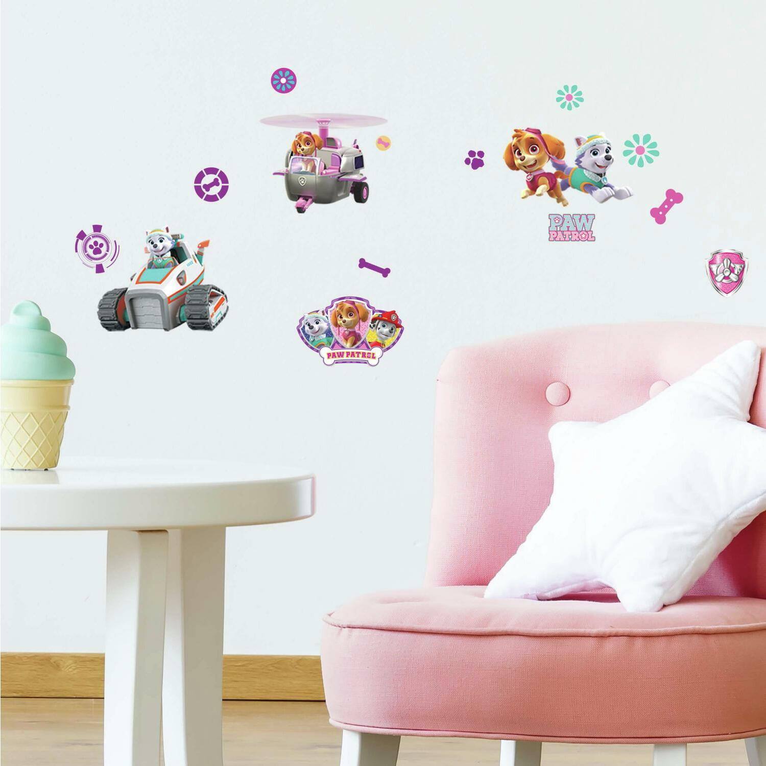 RoomMates Paw Patrol Girl Pups Peel & Stick Wall Decals