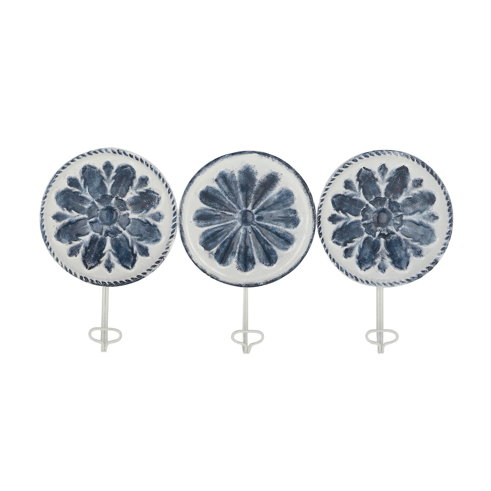 White Metal Farmhouse Wall Hook, 11" x 22" x 2"