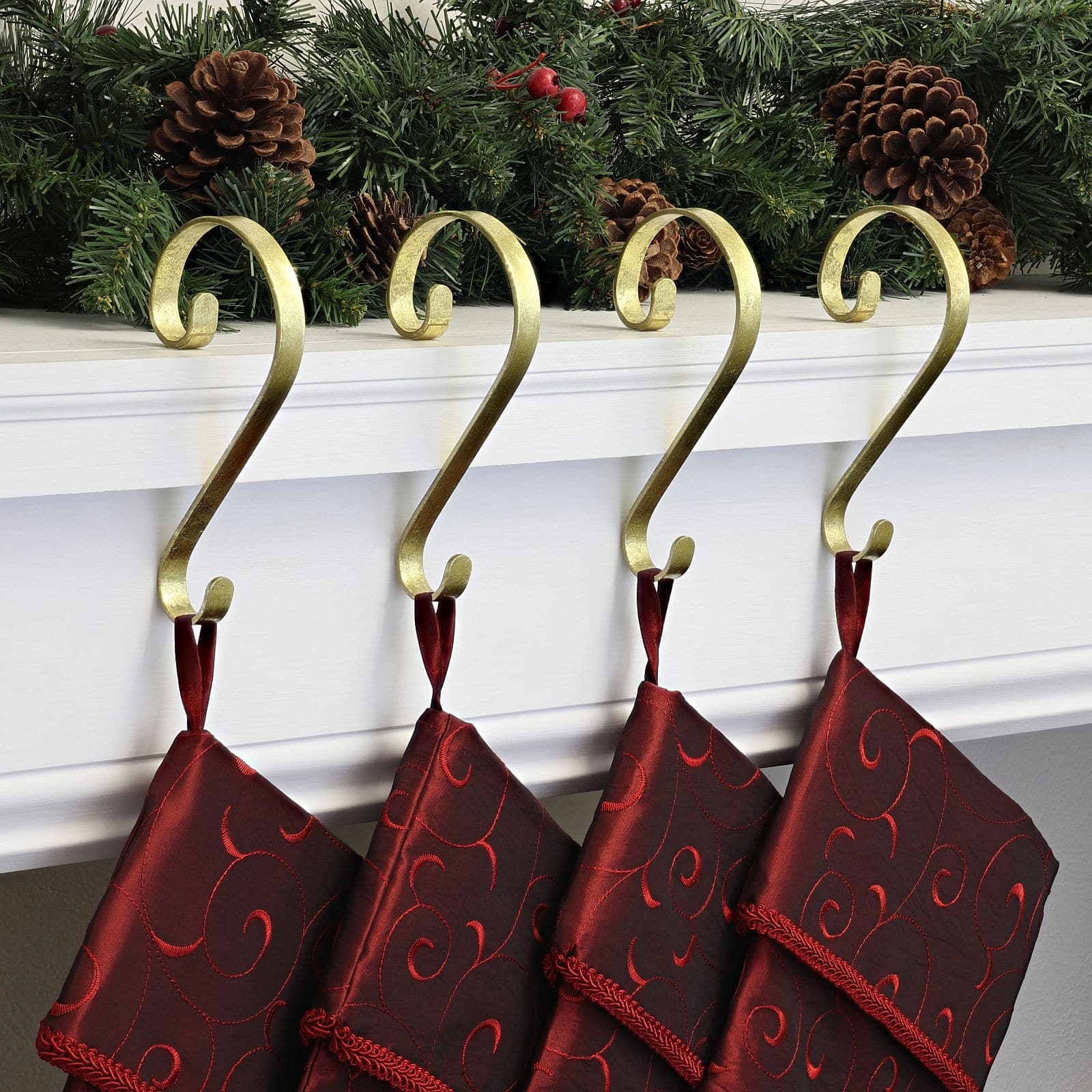 Haute Decor Stocking Scroll® Gold Foil Stocking Holders, 4ct.
