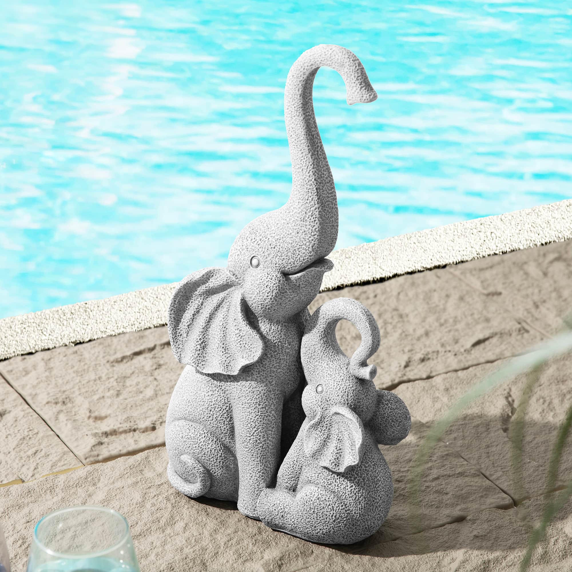 Glitzhome® 18.25" Resin Mother and Baby Elephant Statue