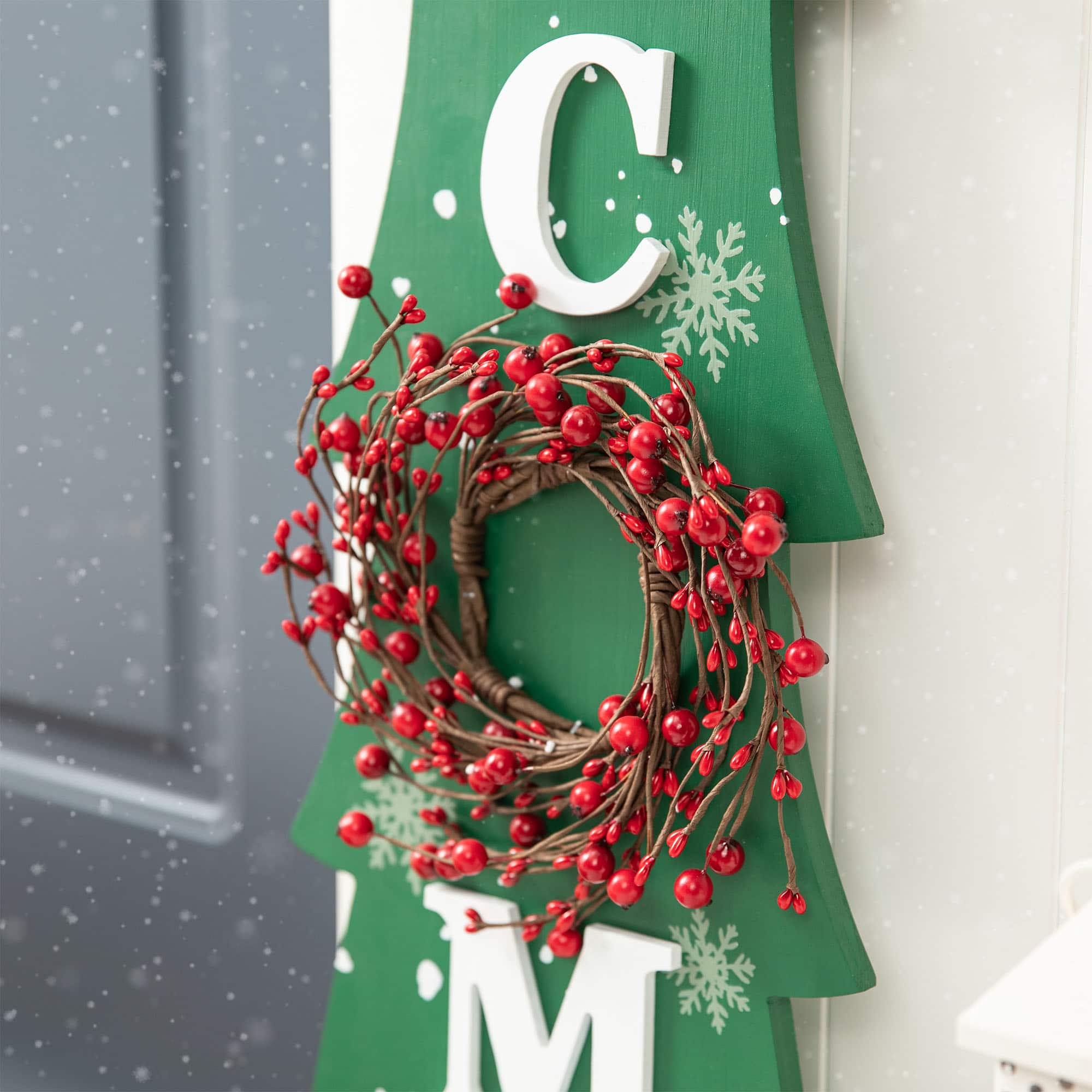 Glitzhome® 3.5ft. Wooden Welcome Christmas Tree Porch Sign