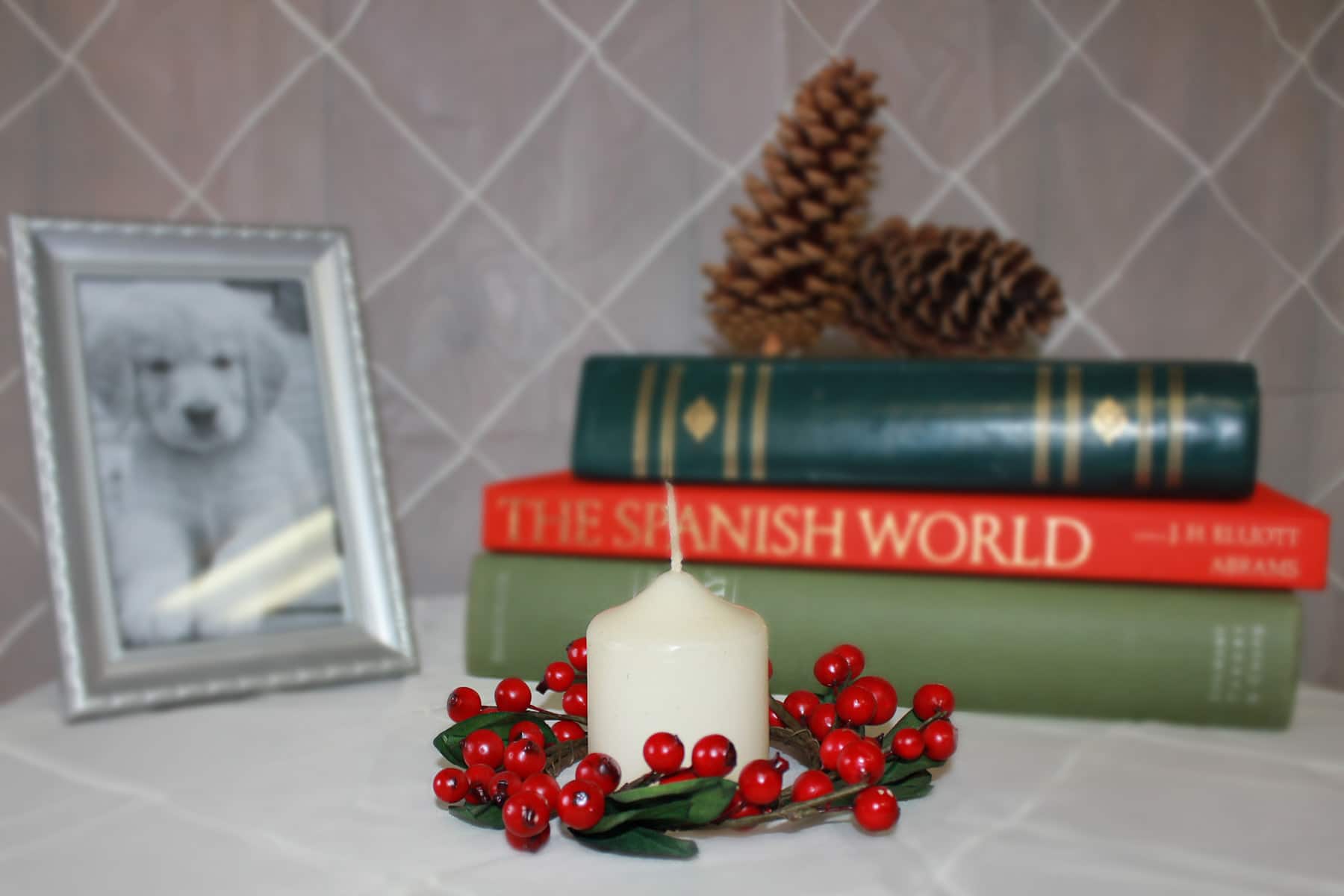 2.75" Christmas Berry & Leaf Candle Ring, 2ct.