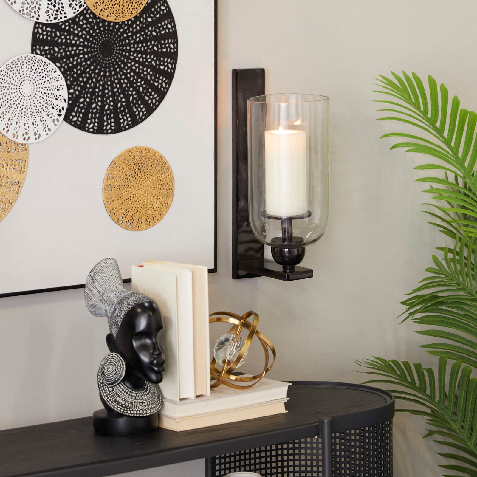 Black Aluminum Modern Wall Sconce, 6" x 8" x 16"