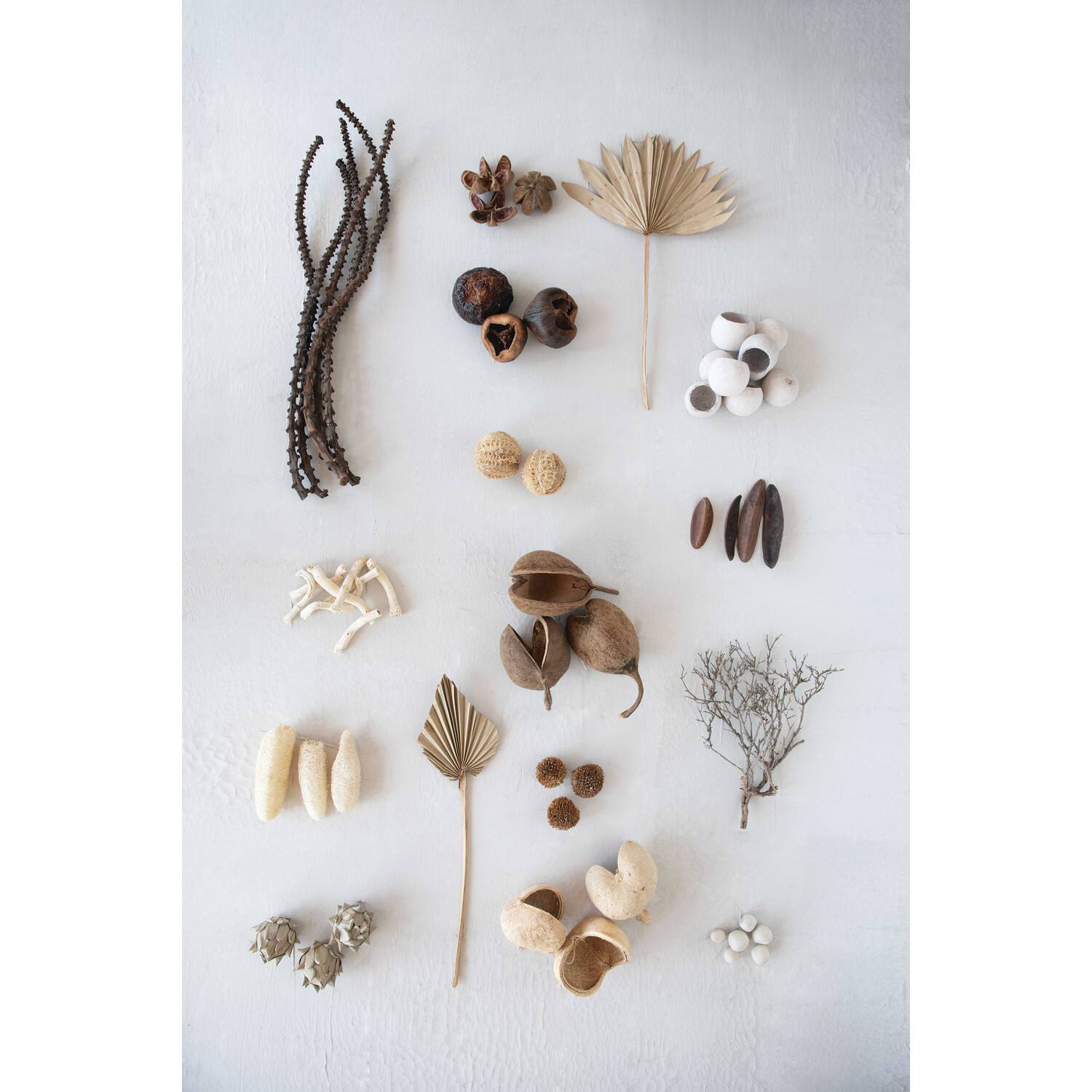 Hello Honey® 3" Handmade Dried Natural Palm Leaf Artichokes, 13ct.