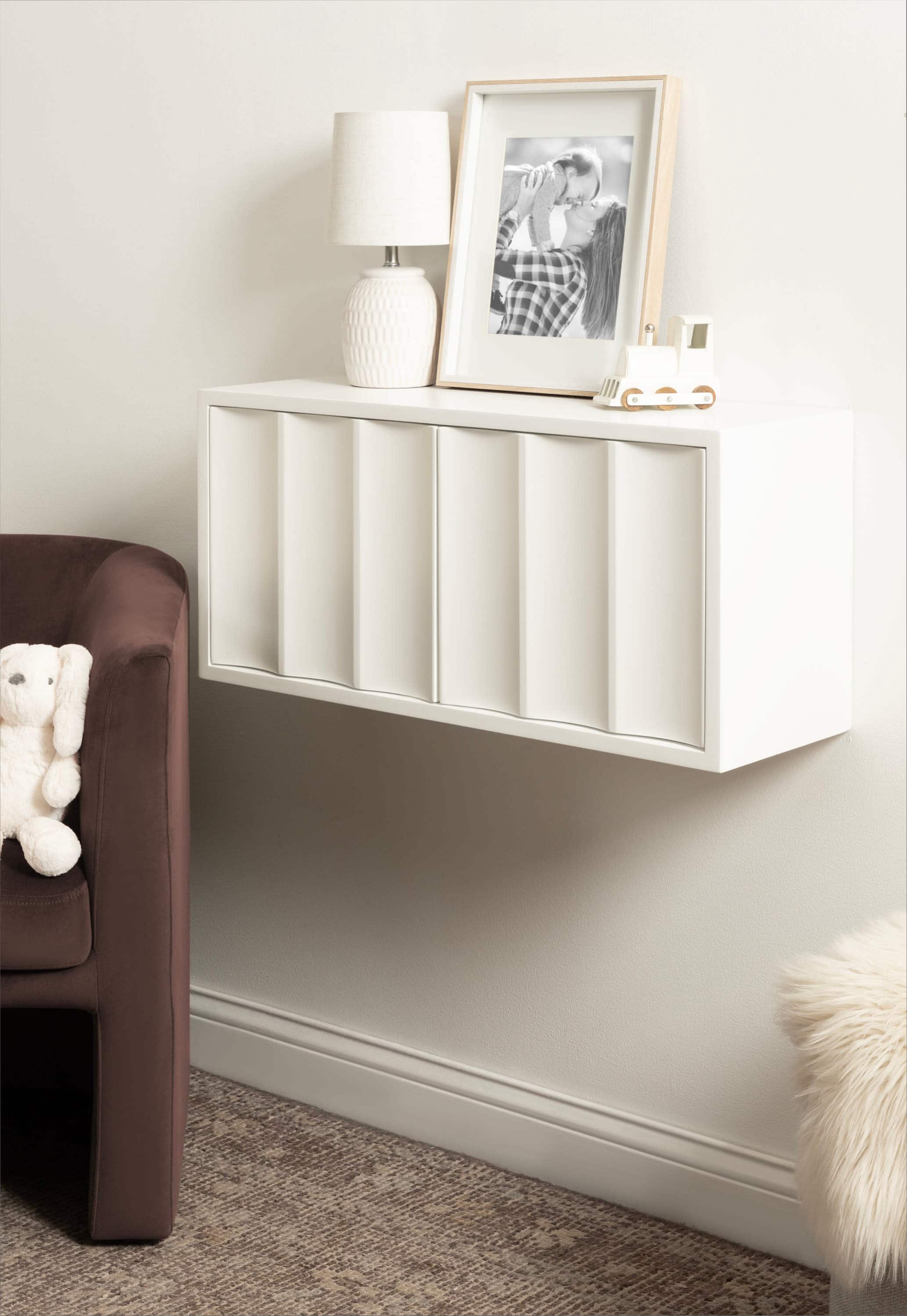 Kate and Laurel White Sartell Scallop Wall Cabinet