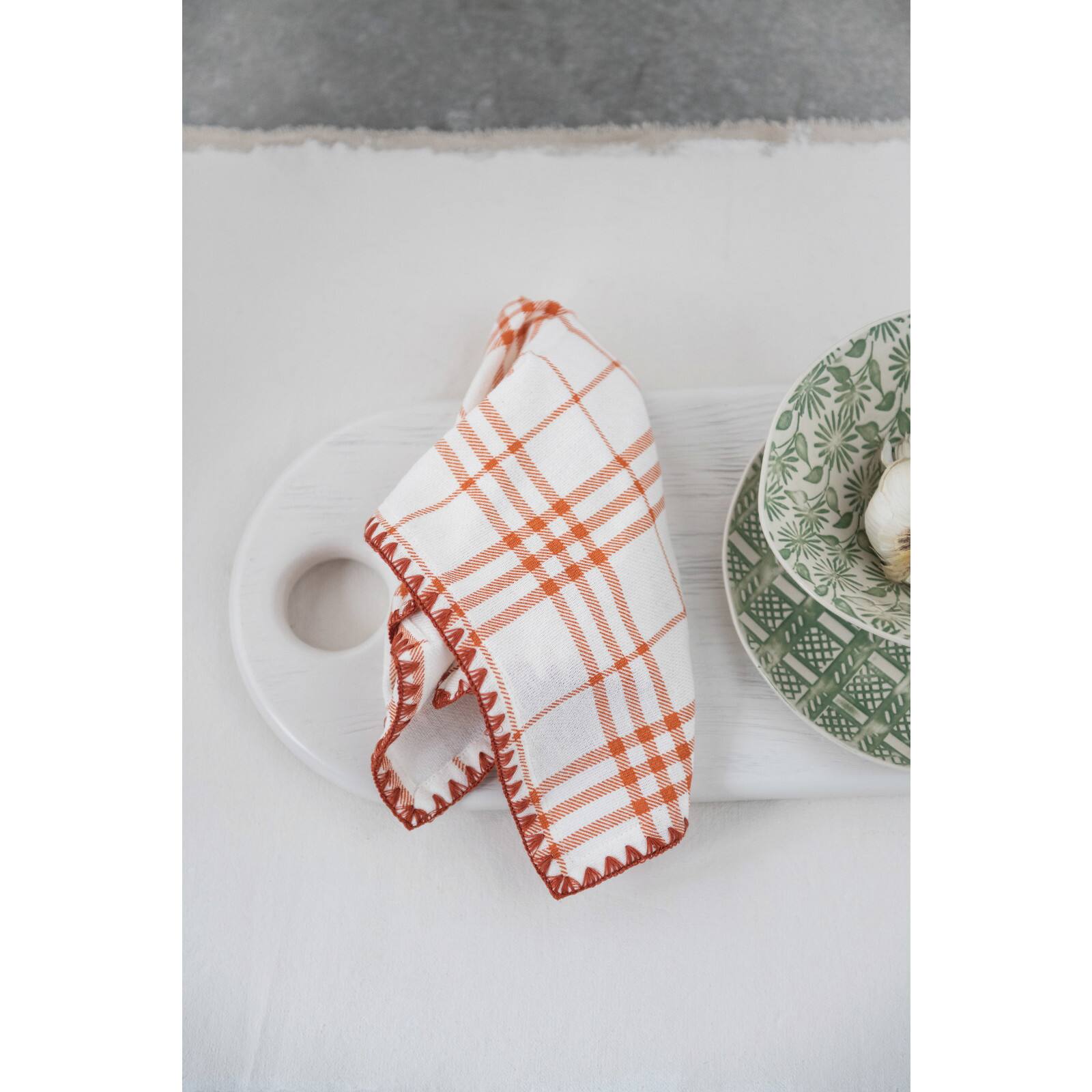 Hello Honey® 19" Textured White Acacia Wood Cheese/Serving Board