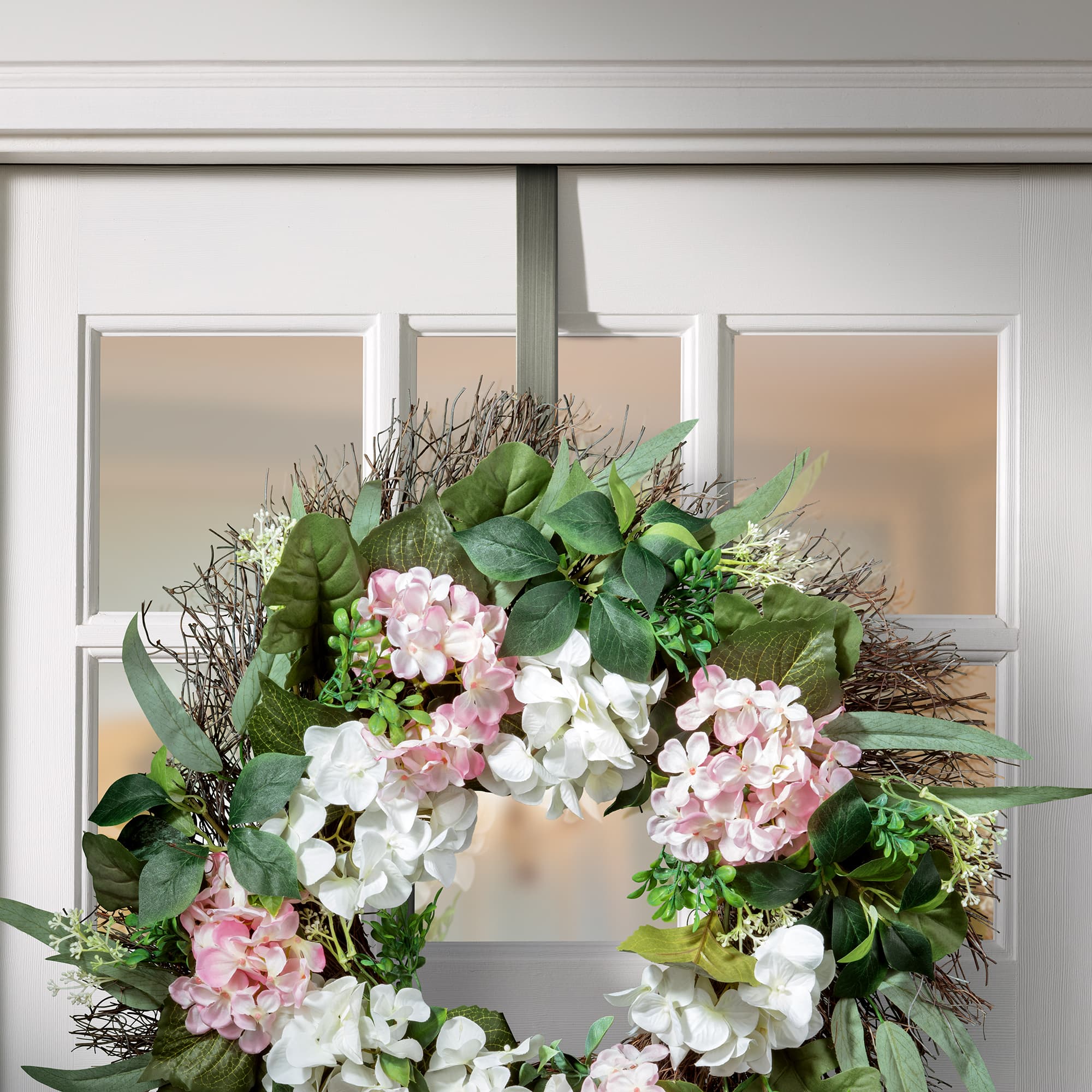 Haute Decor Adapt™ Brushed Nickel Adjustable Wreath Hanger