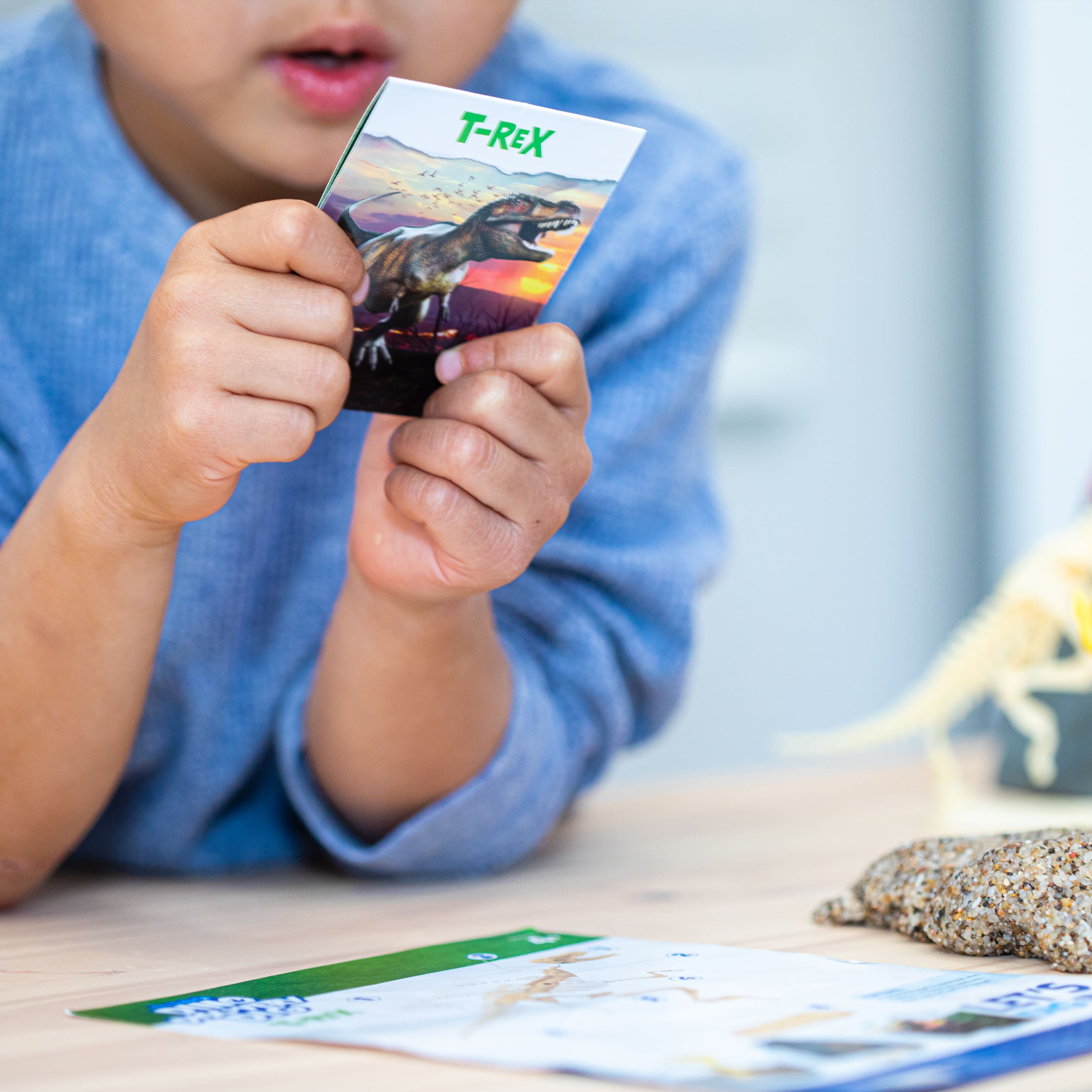 Educational Insights GeoSafari Jr. Dino Discovery Dig T-Rex