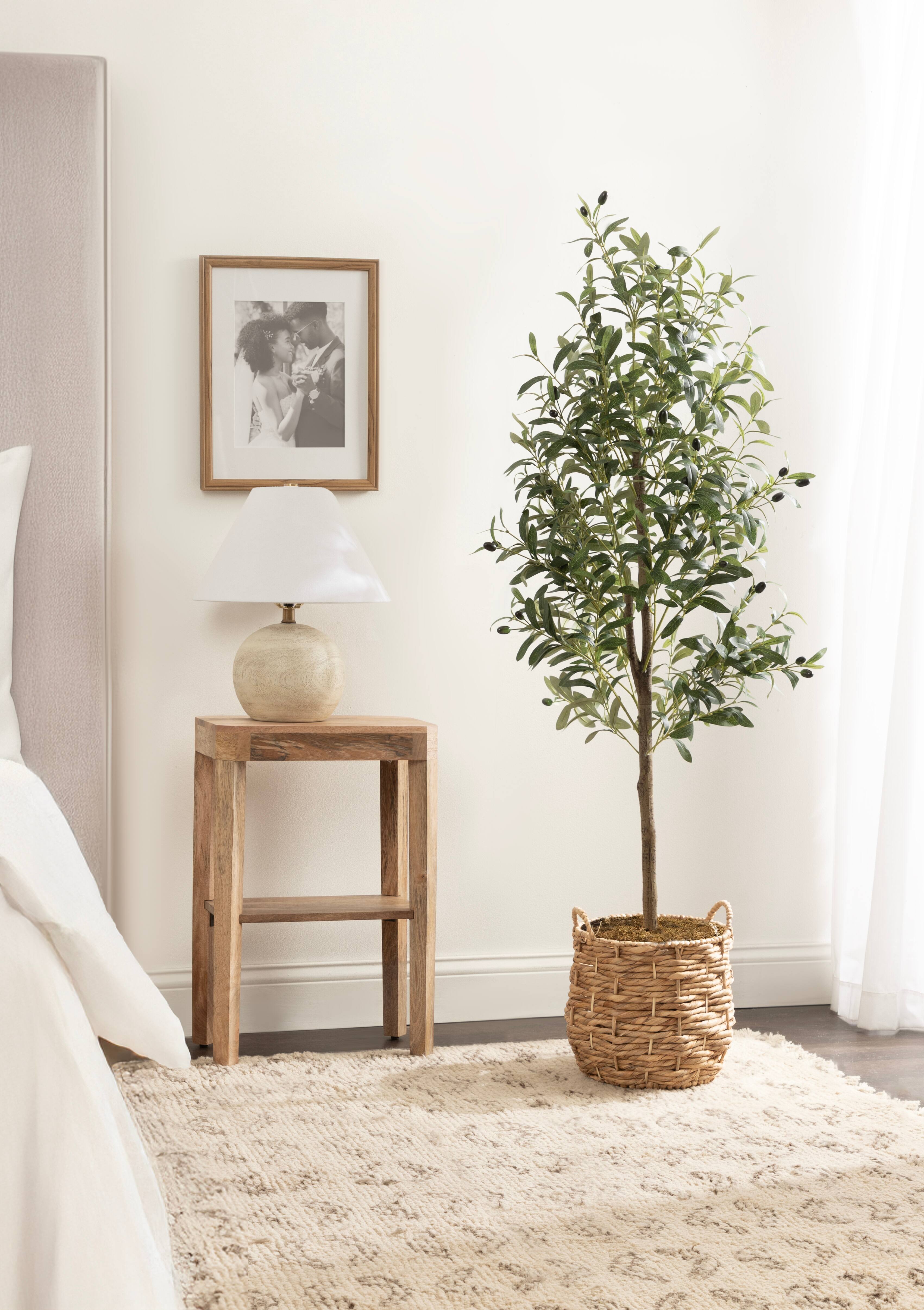 Kate and Laurel 5ft. Green Oliveira Faux Olive Tree