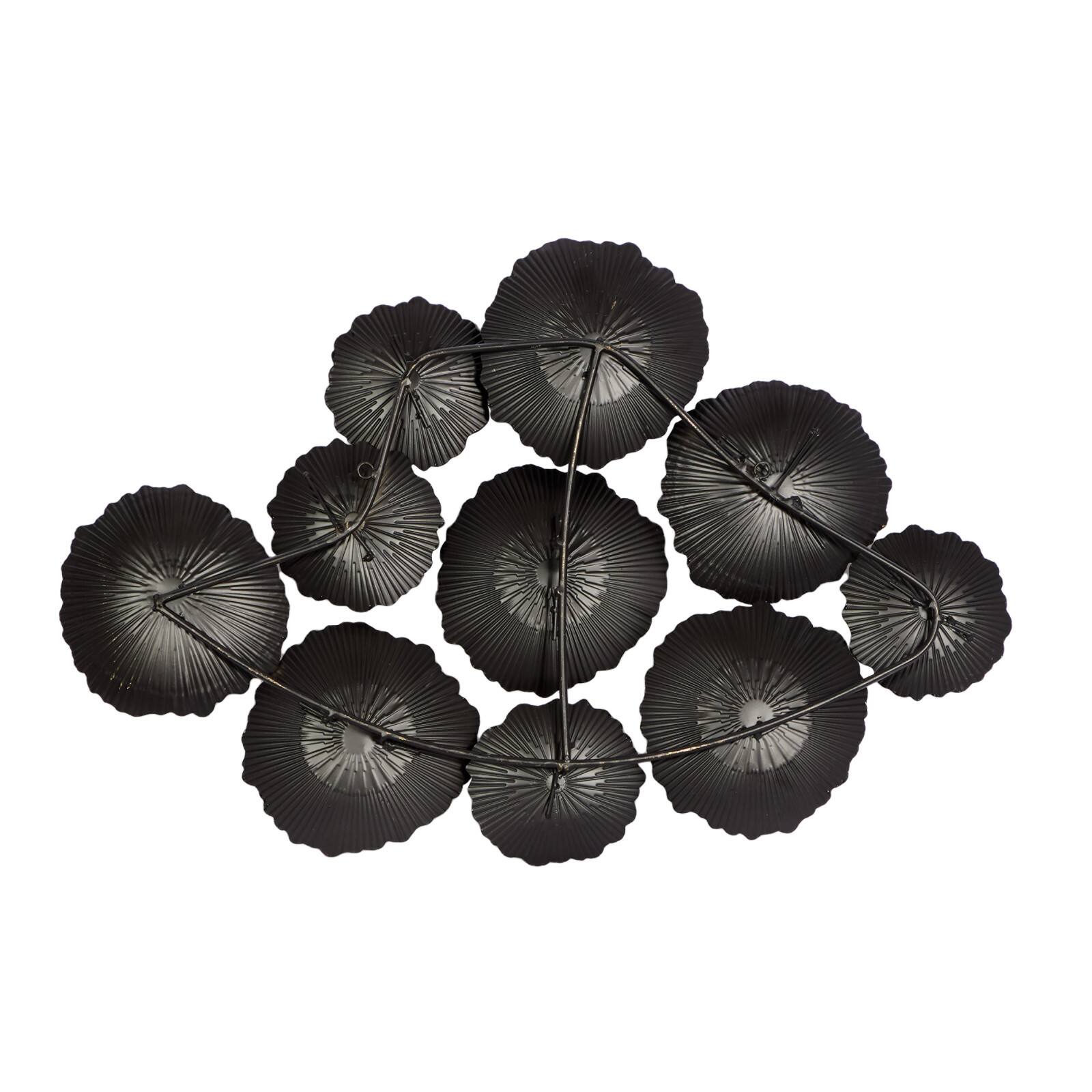 CosmoLiving by Cosmopolitan Black Metal Wall Décor