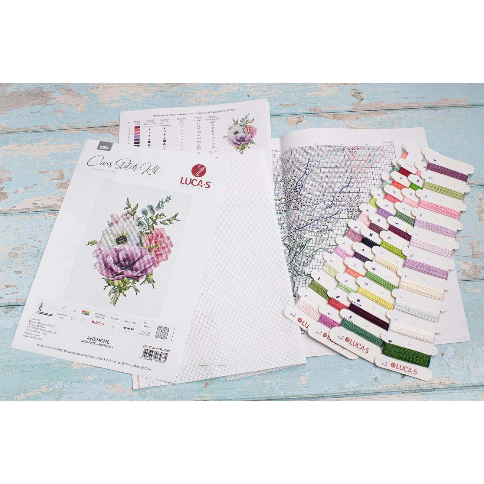 Luca-S Anemone Counted Cross Stitch Kit