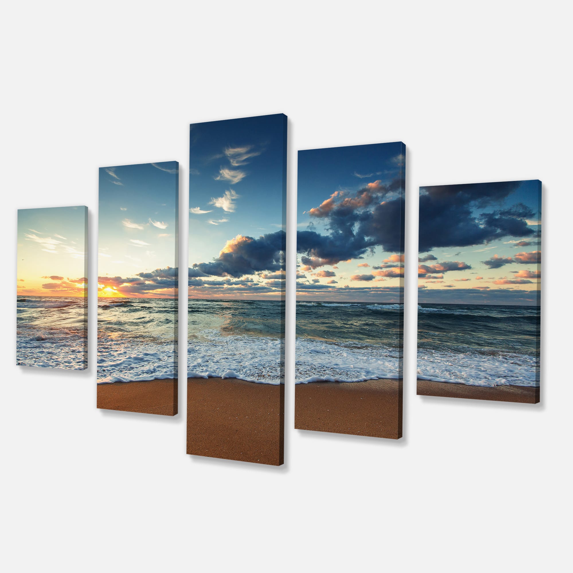 Designart - Sunrise and Glowing Waves in Ocean - Seascape Canvas Art Print