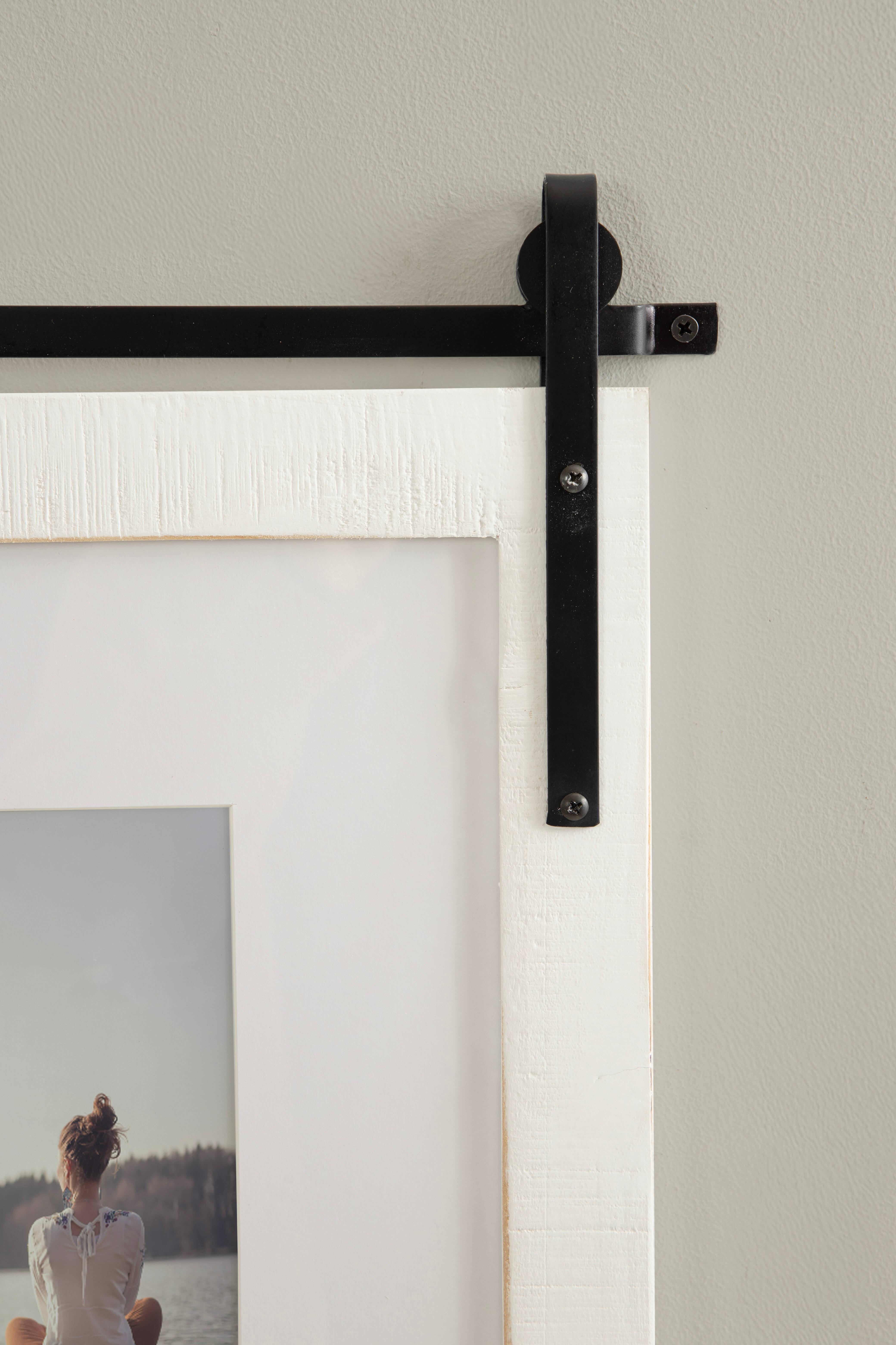 Kate and Laurel 16" x 20" White Cates Wood Picture Frame with 8" x 10" Mat