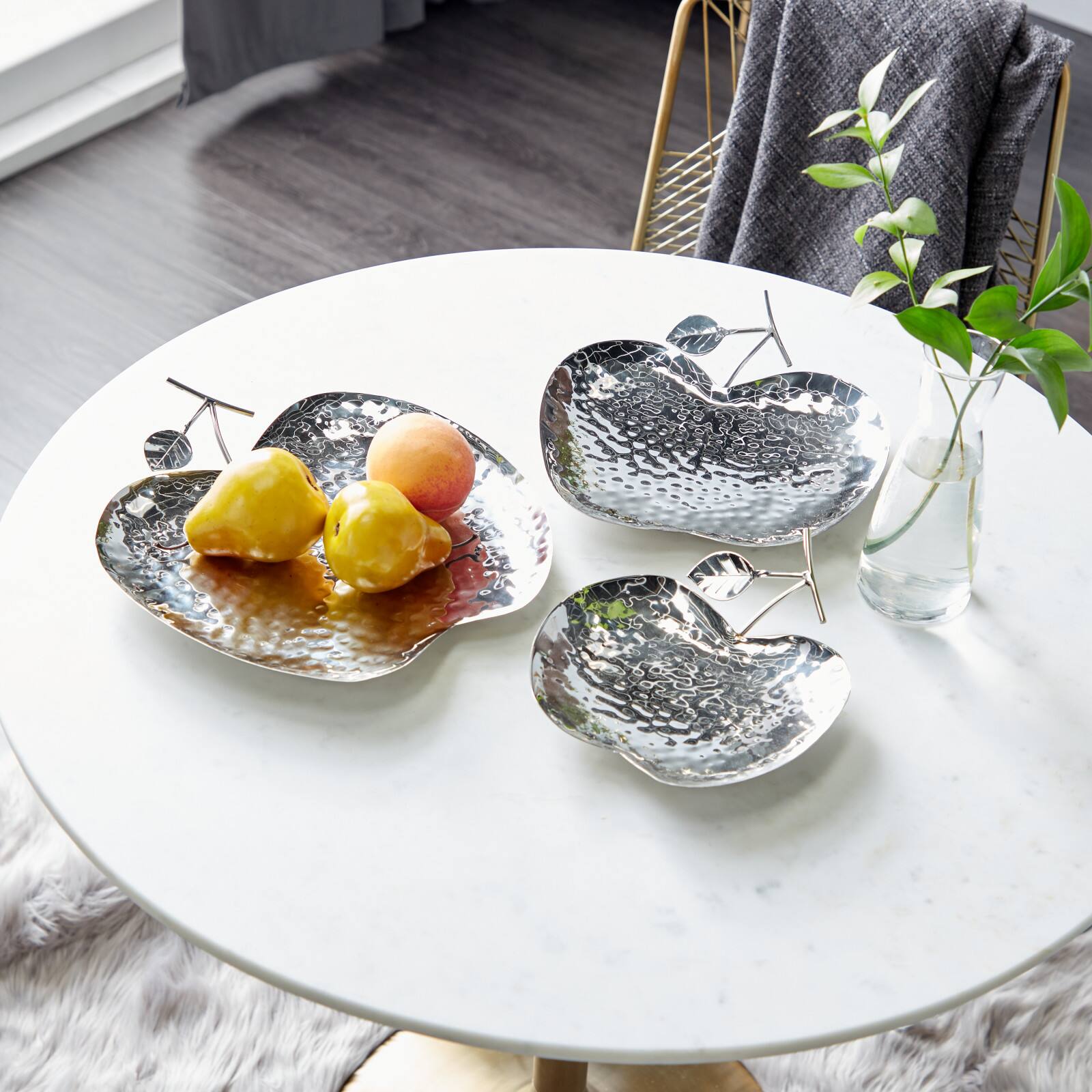 Silver Apple Stainless Steel Contemporary Tray Set