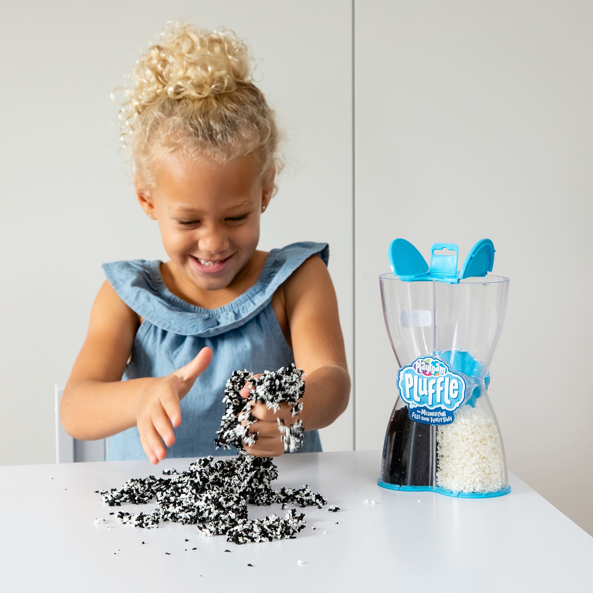 Educational Insights Pluffle Twist Black 'n White Playfoam
