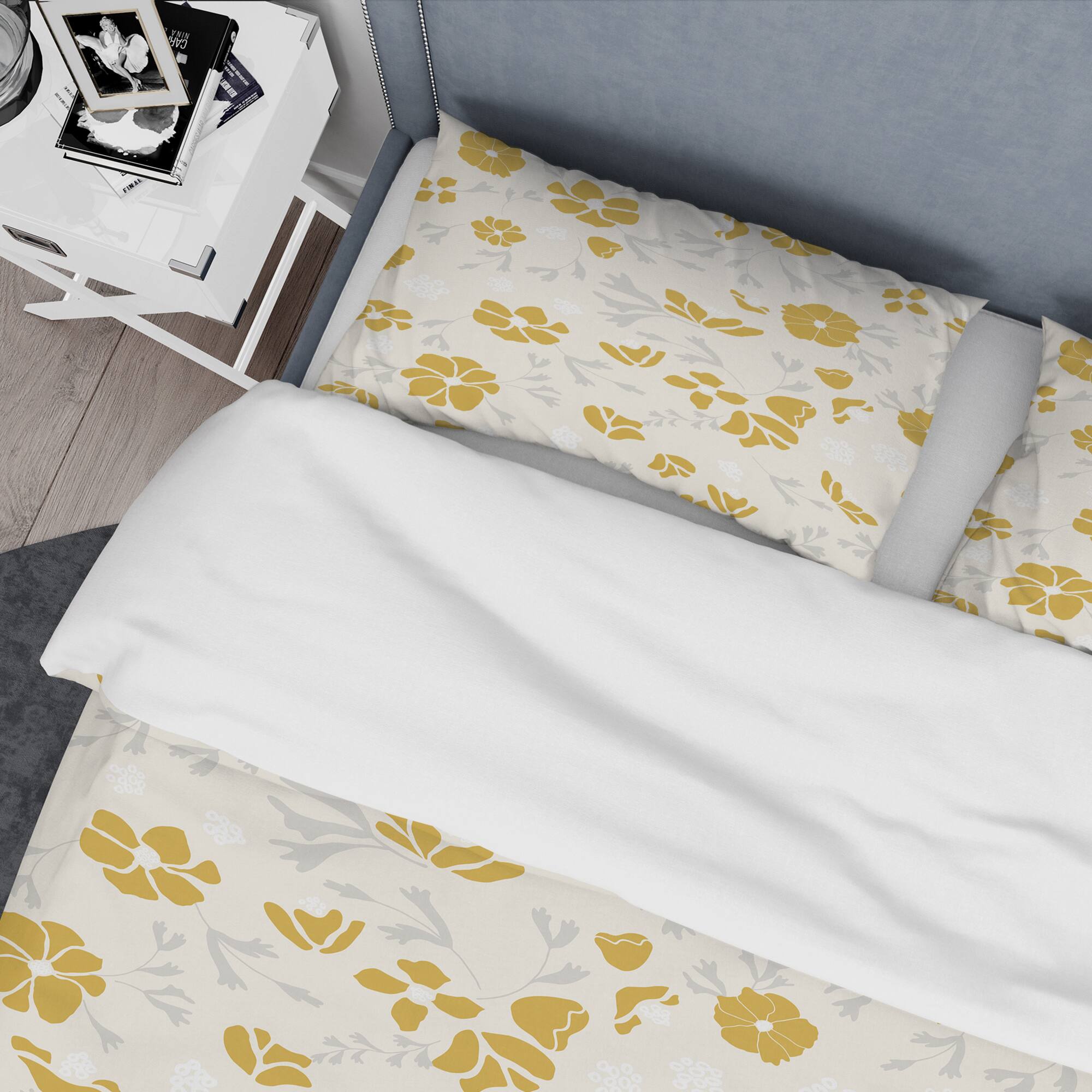 Designart 'Retro Handdrawn Poppies III' Mid-Century Duvet Cover Set