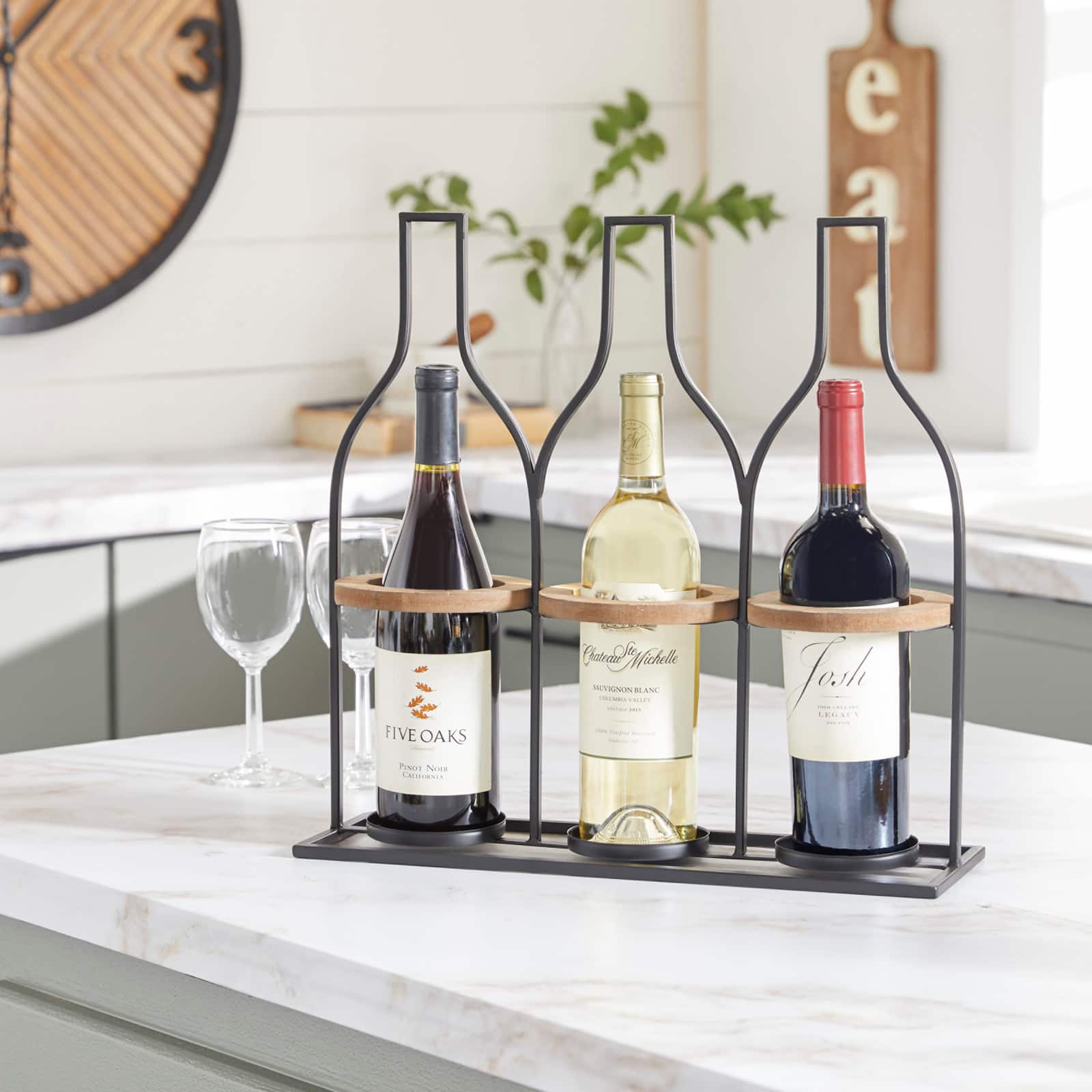 16" Black Metal Farmhouse Wine Rack