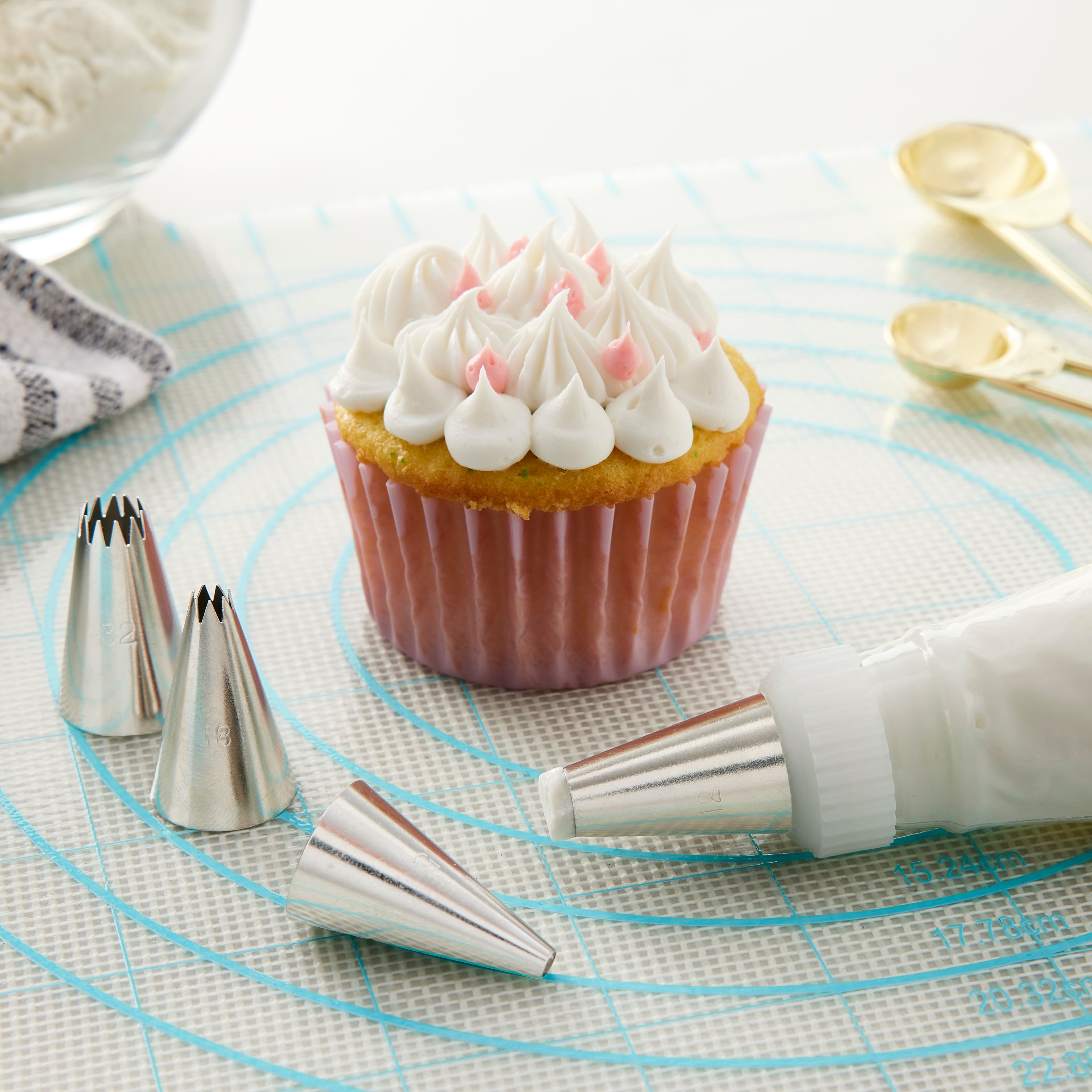 Wilton® Cake Decorating Set