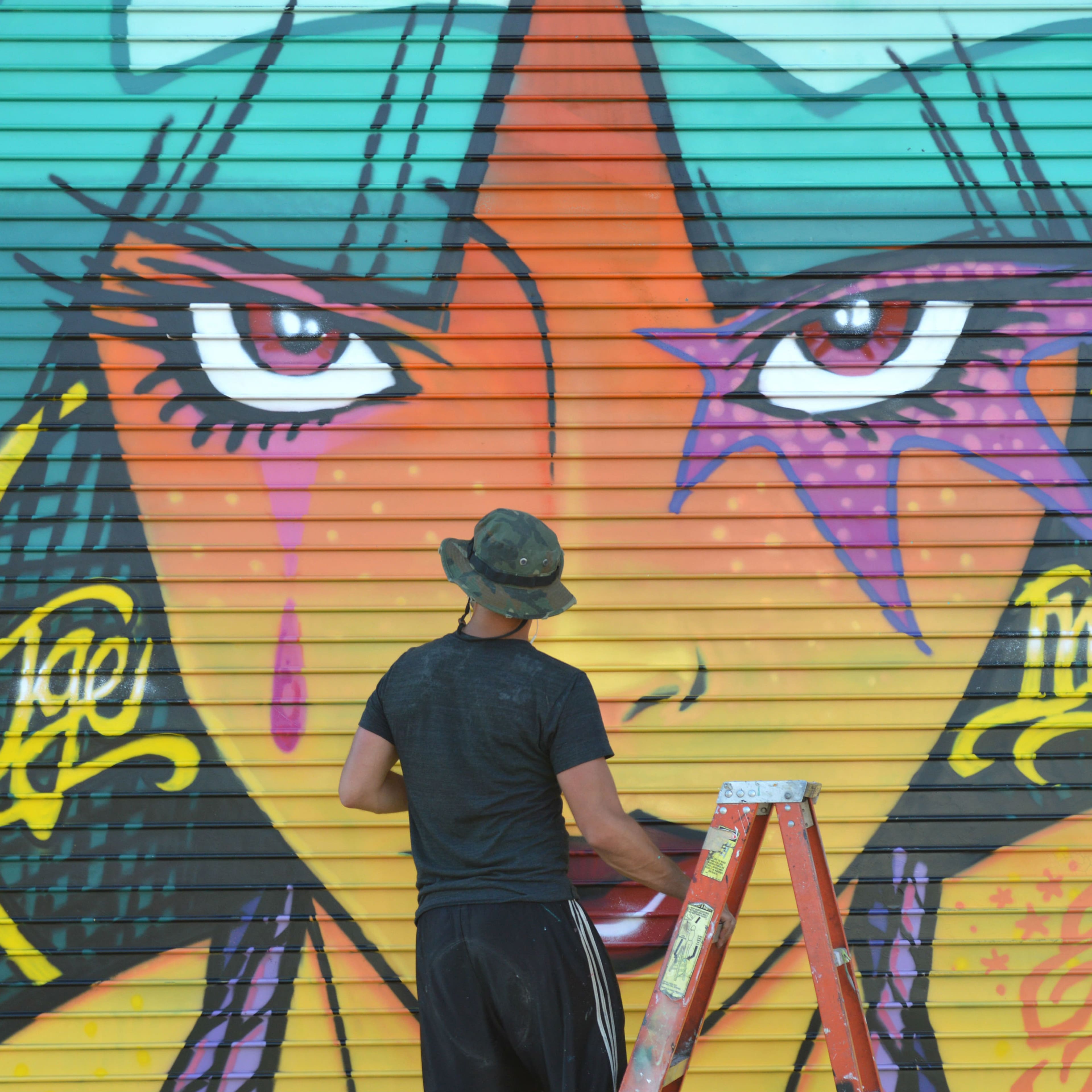 Ironlak Acrylic Spray Paint