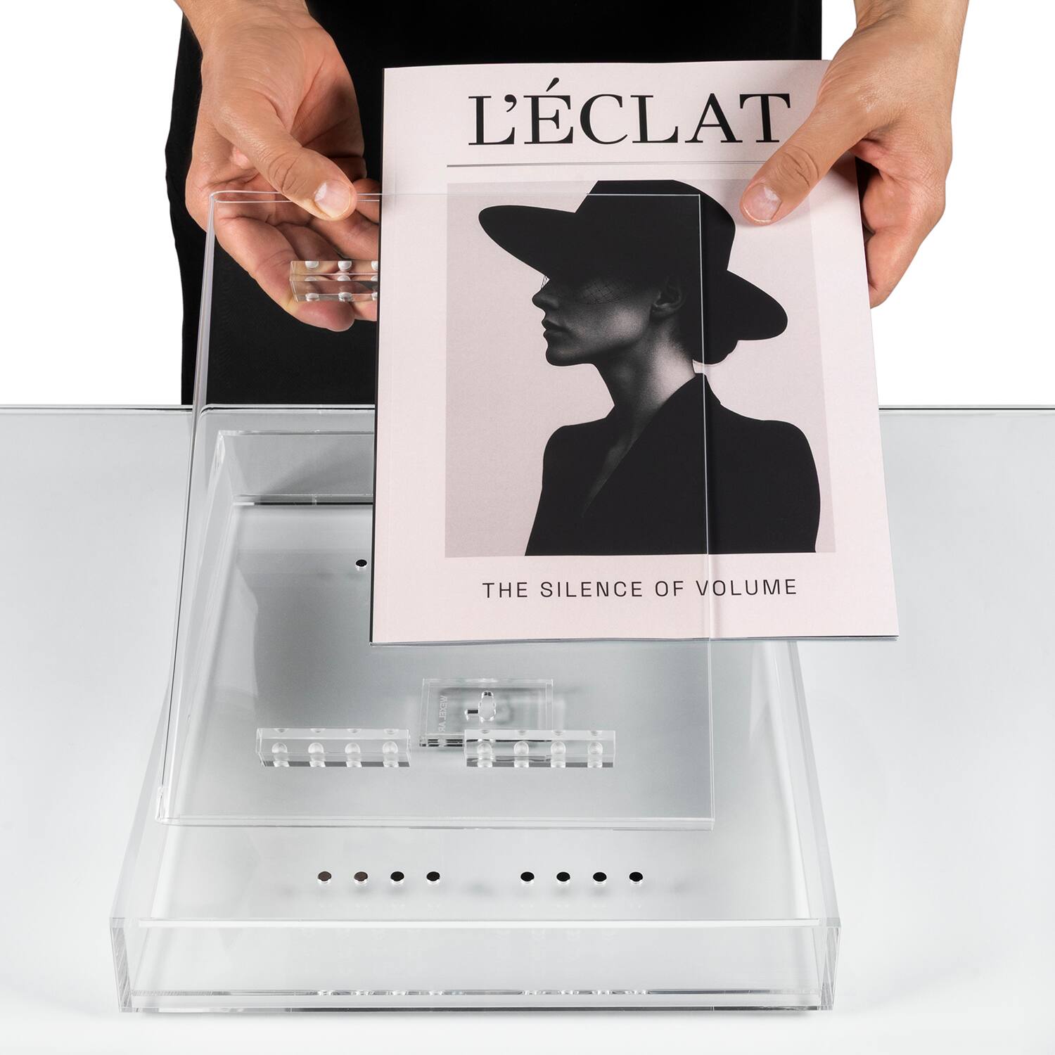 Wexel Art 8.5" x 11" Magazine Float Frame for Booklets