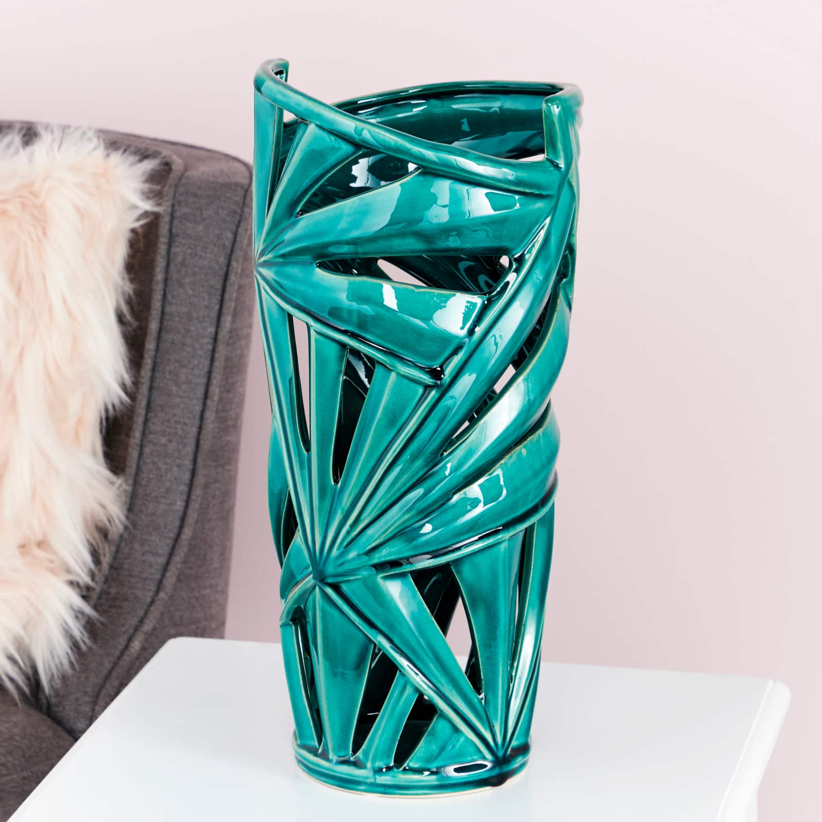 CosmoLiving by Cosmopolitan Green Ceramic Vase