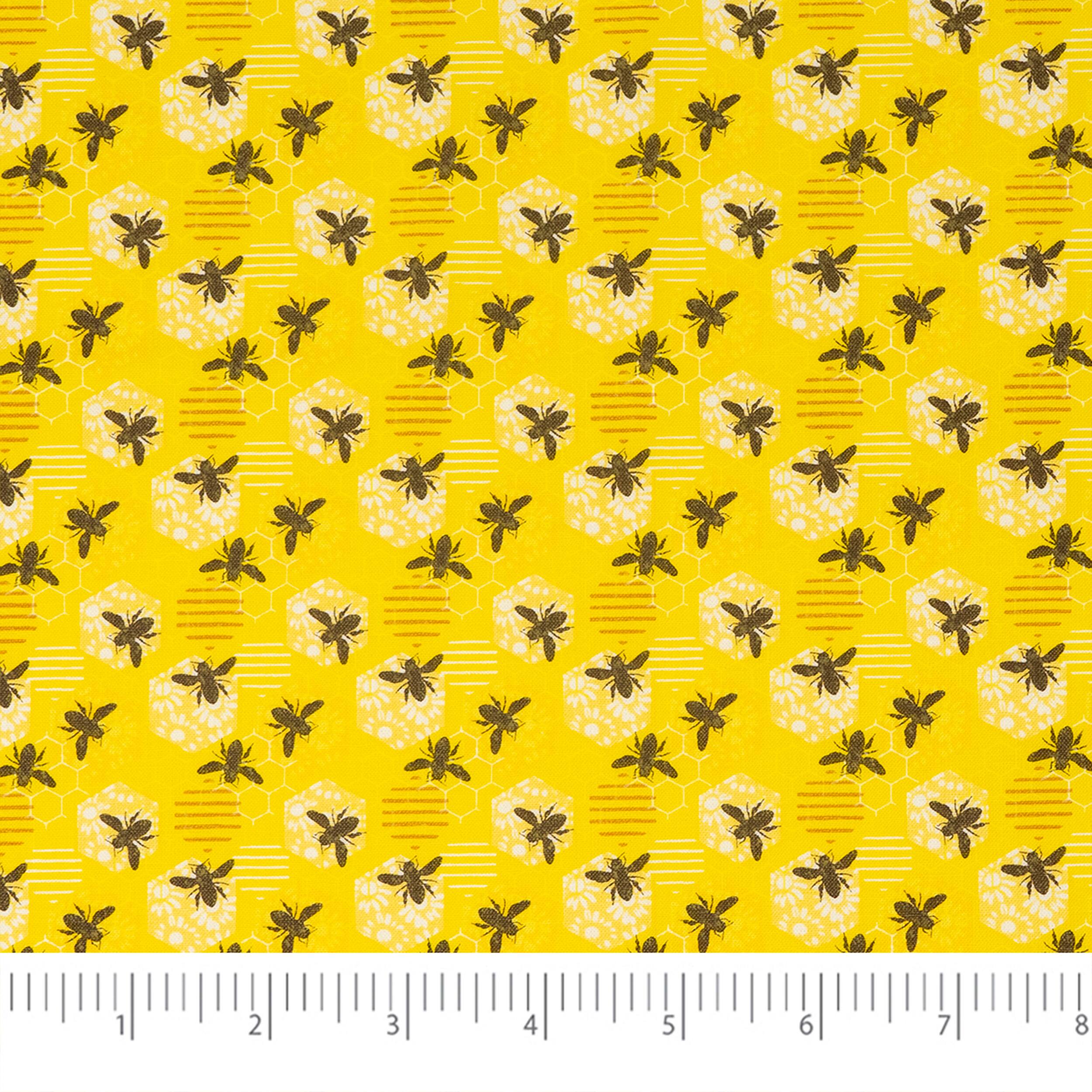 SINGER Honey Bee Gnomes Cotton Fabric Bundle