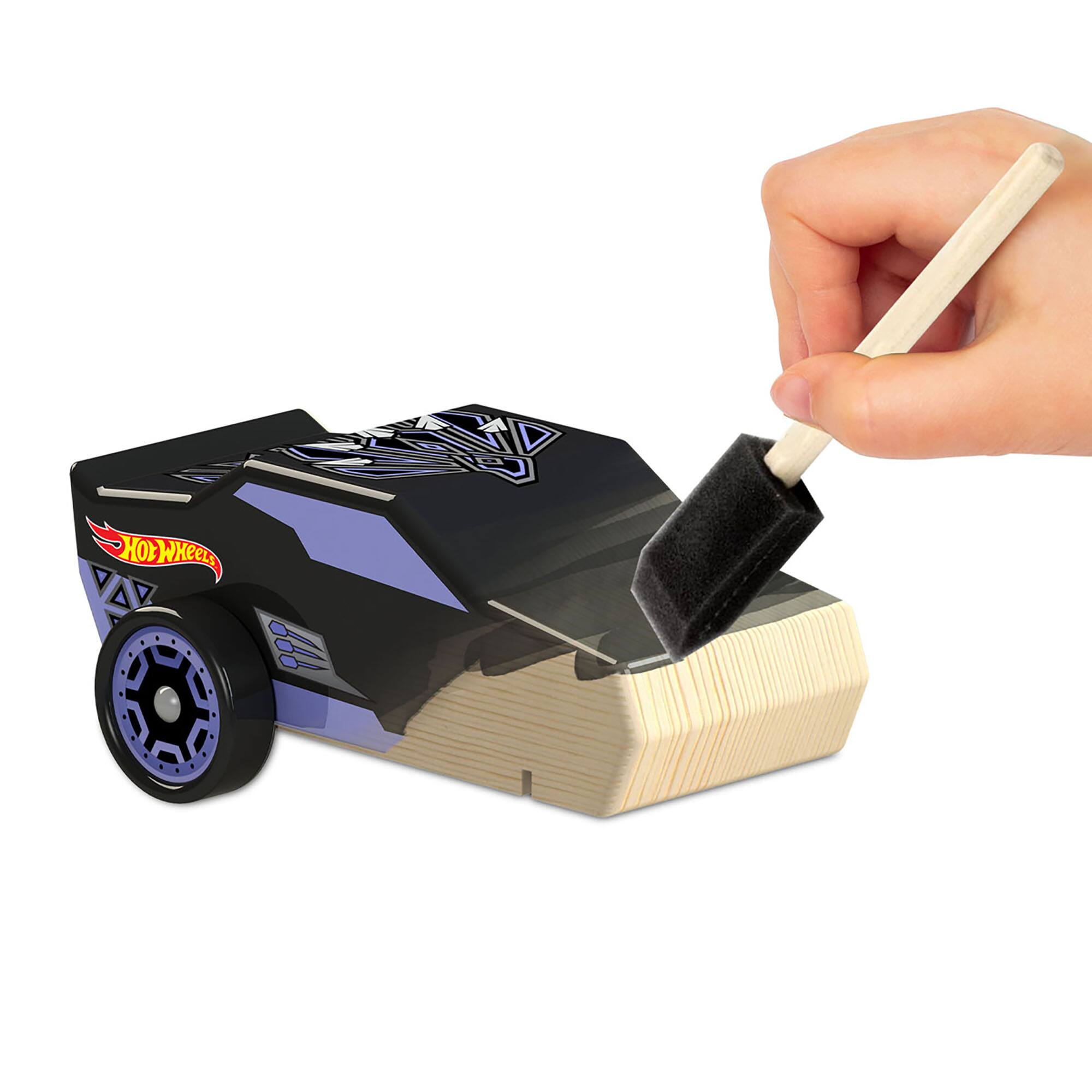 Tara Toys™ Marvel® Avengers Hot Wheels DIY Wood Car Racers