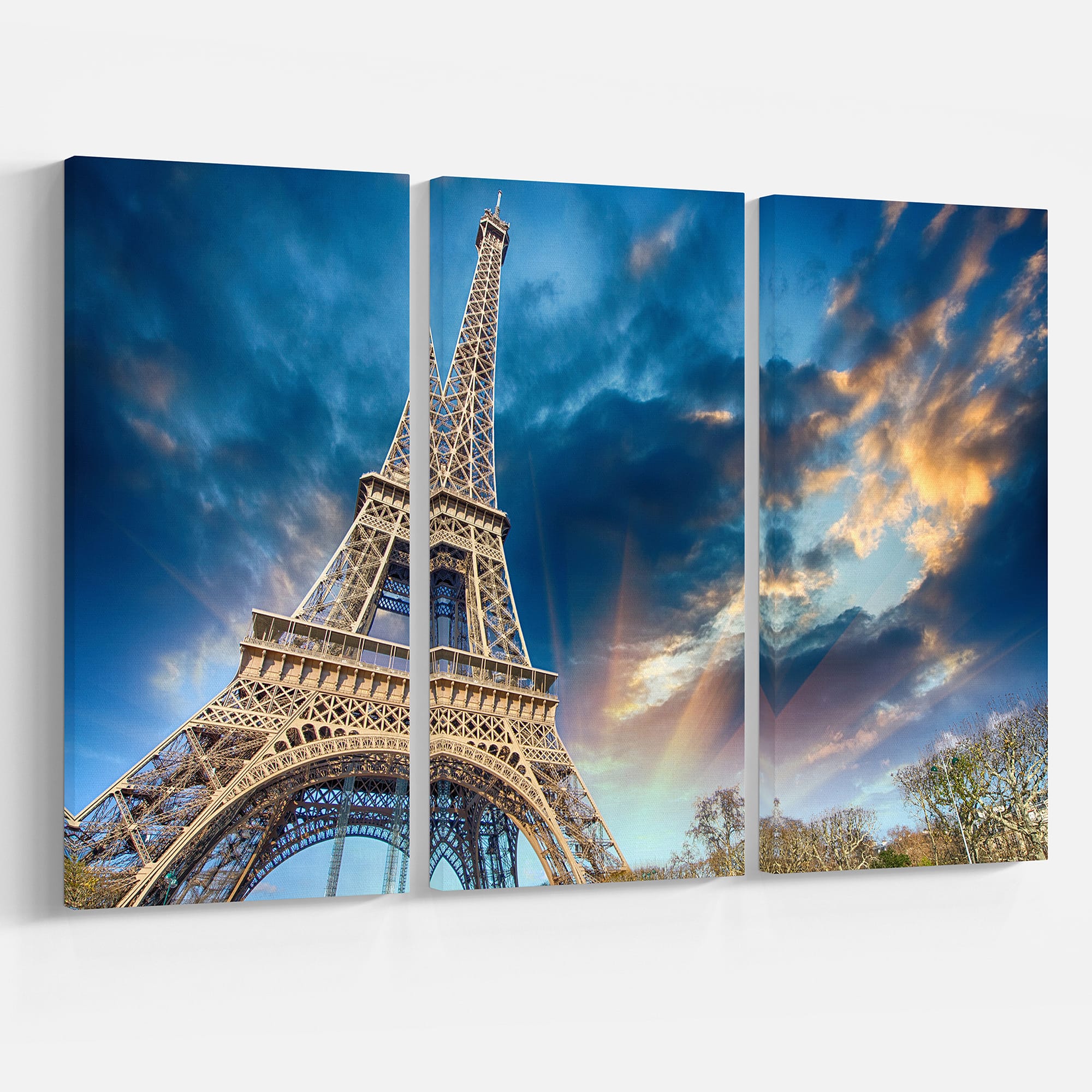 Designart - Beautiful View of Paris Paris Eiffel Towerunder Fiery Sky - Cityscape Canvas Print