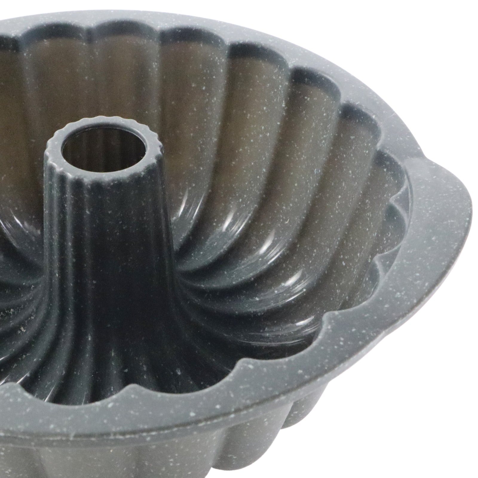 Metal Reinforced Silicone Fluted Pan by Makery®