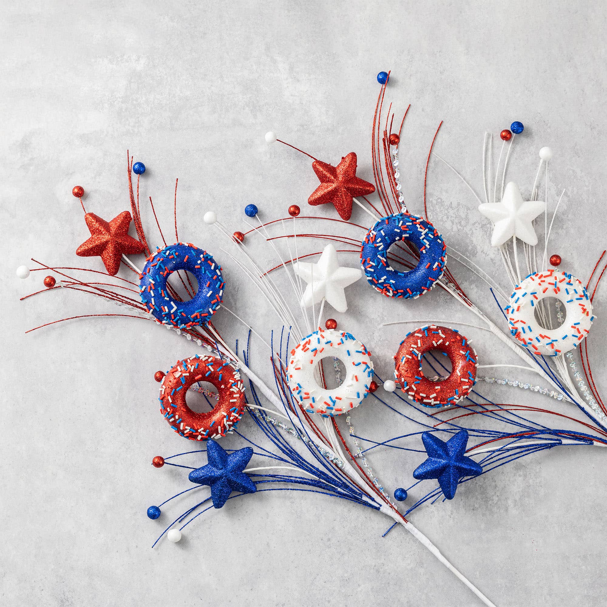 Glitzhome® 28" Set of 2 Patriotic Americana Stars and Donuts Garden Picks