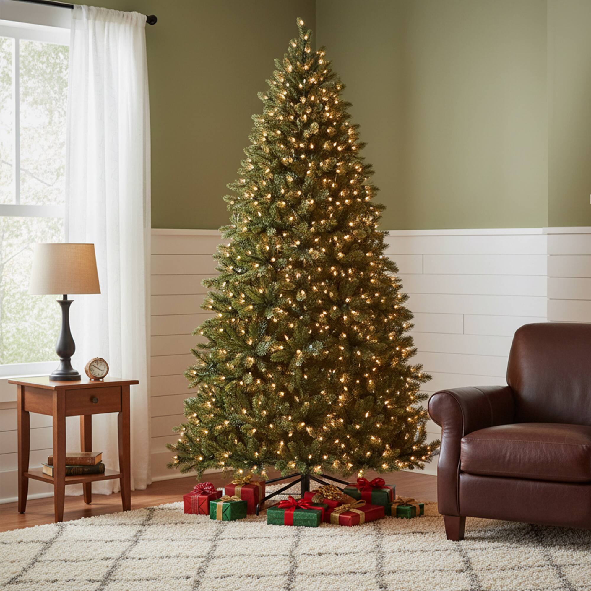 Northlight 7.5ft. Pre-Lit Savannah Spruce Medium Artificial Christmas Tree, Clear Lights