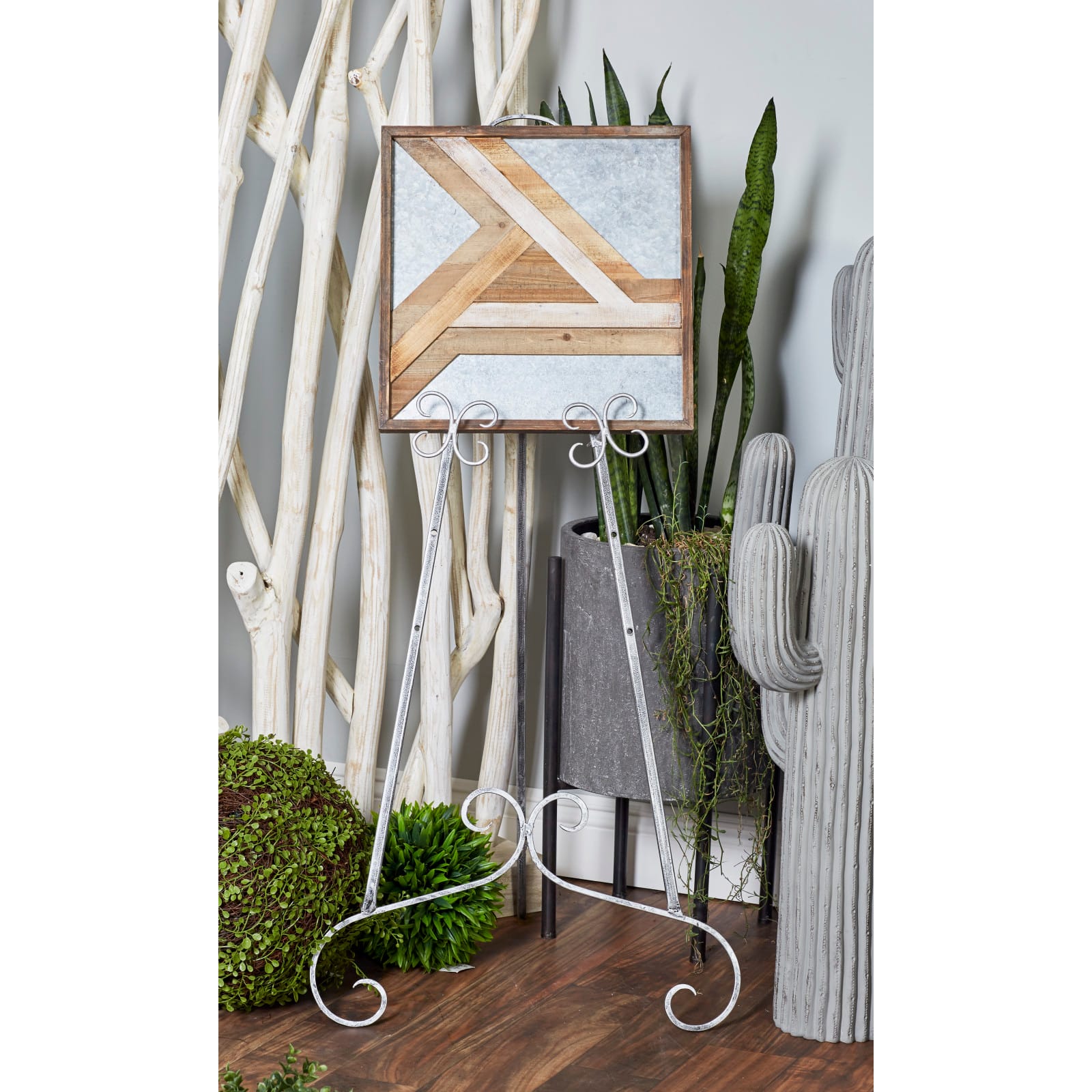 46'' Traditional Iron Easel