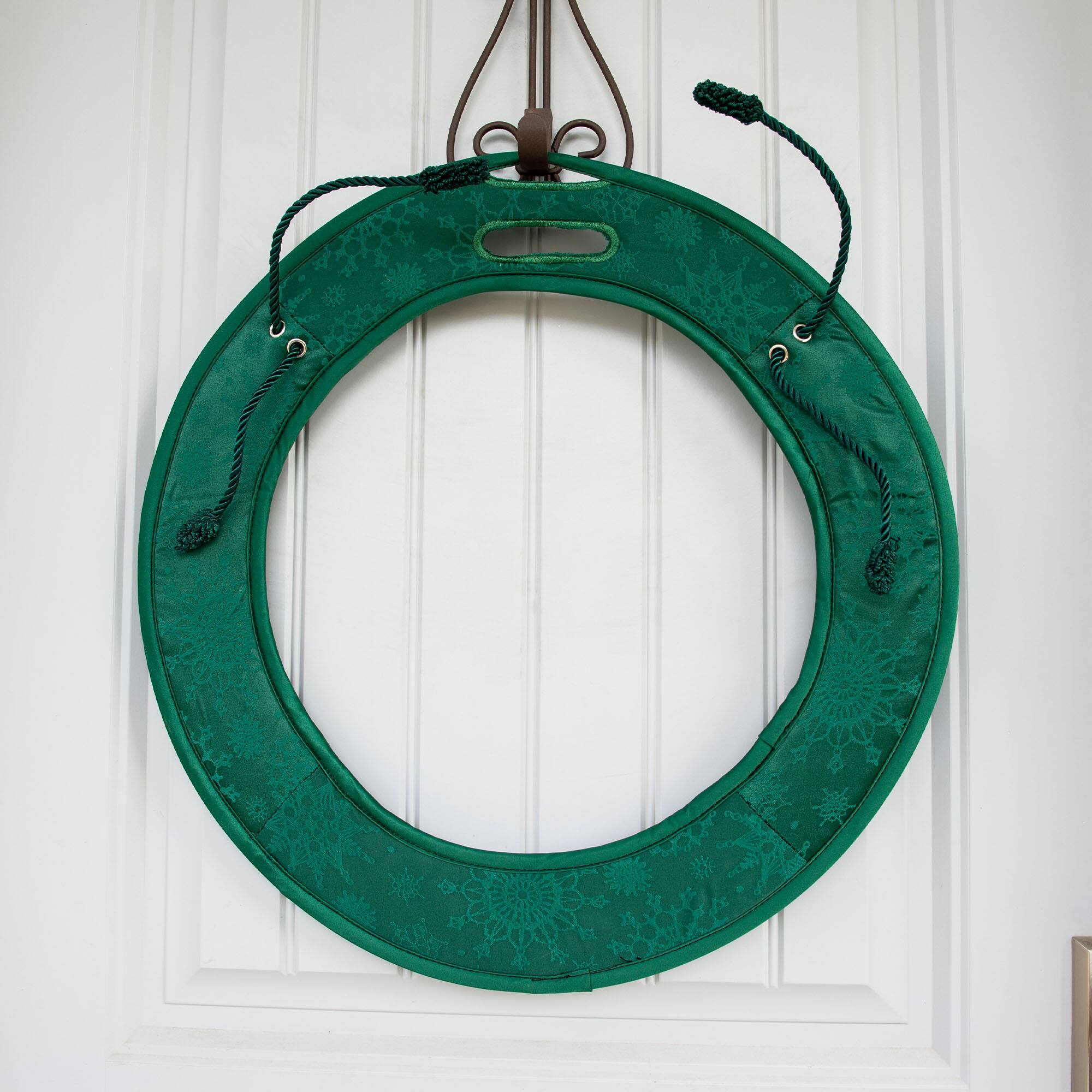 Village Lighting 30" Deluxe Door Saver
