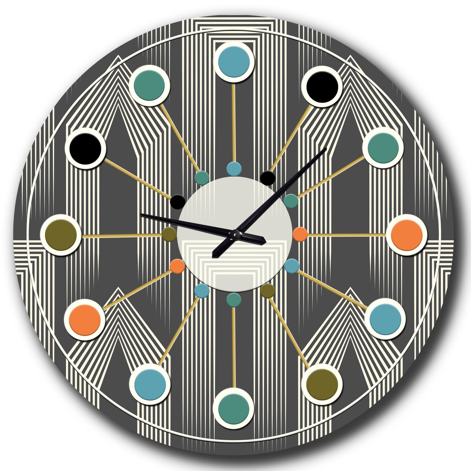 Designart 'Mimimal Black And White Design Iii Mid-Century Modern Wall Clock