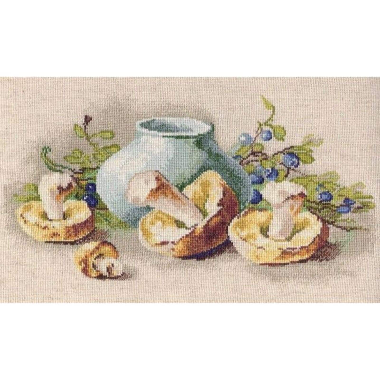 Oven Forest Gifts Cross Stitch Kit